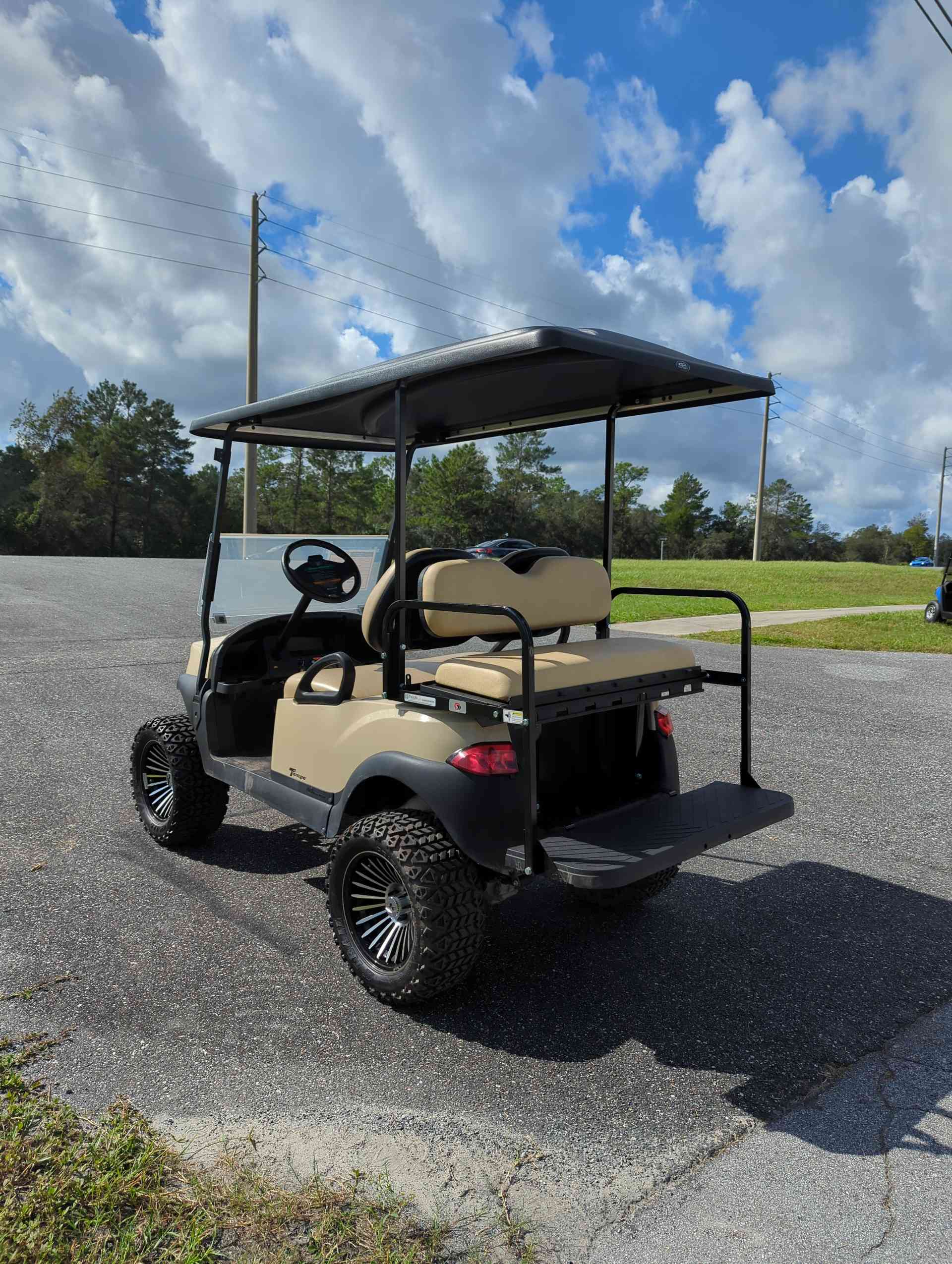 2021 Club Car Tempo Beige image 3