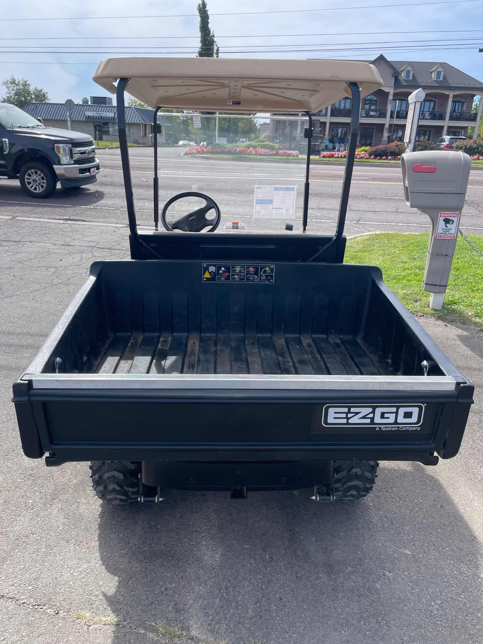 2013 EZGO Cushman Blue image 4