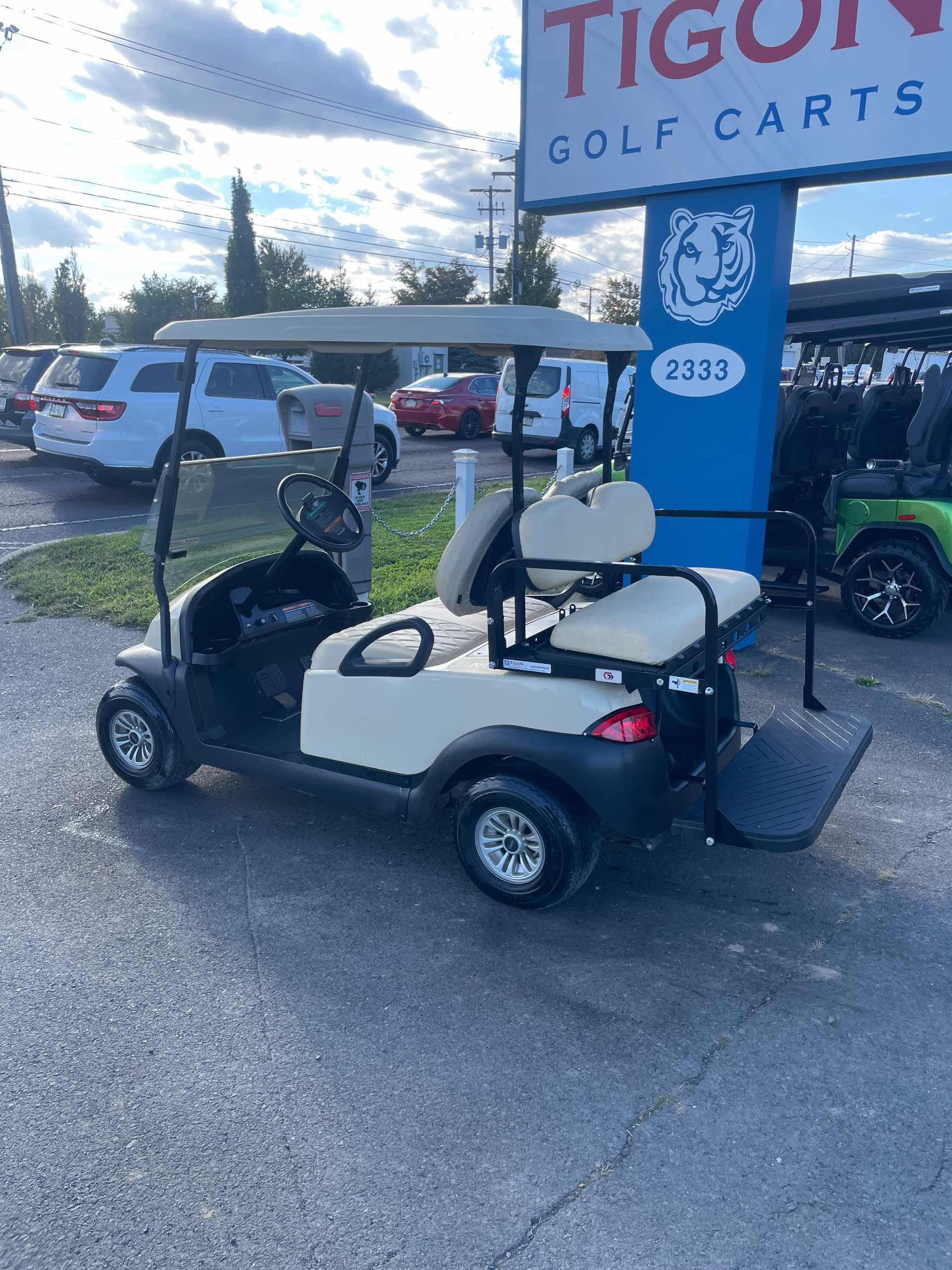 2018 Club Car Precedent Beige image 3