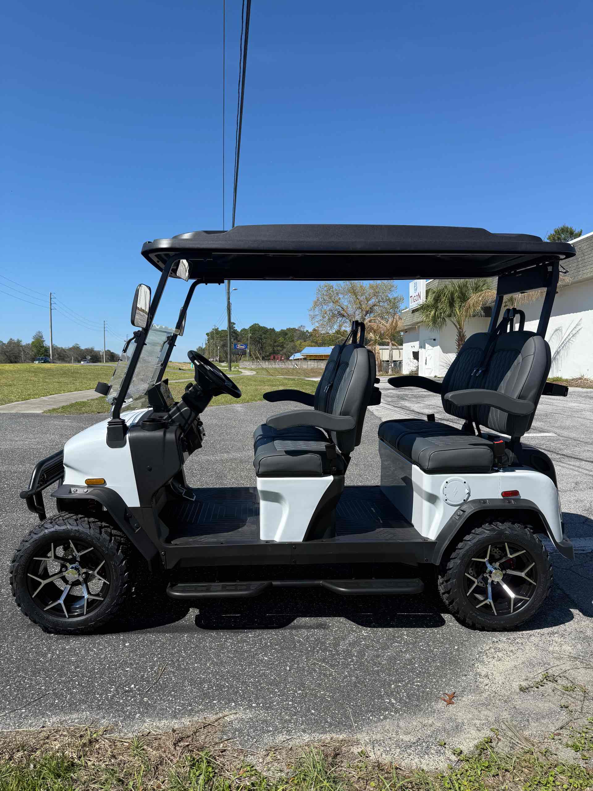 2026 Denago Rover XL White image 2