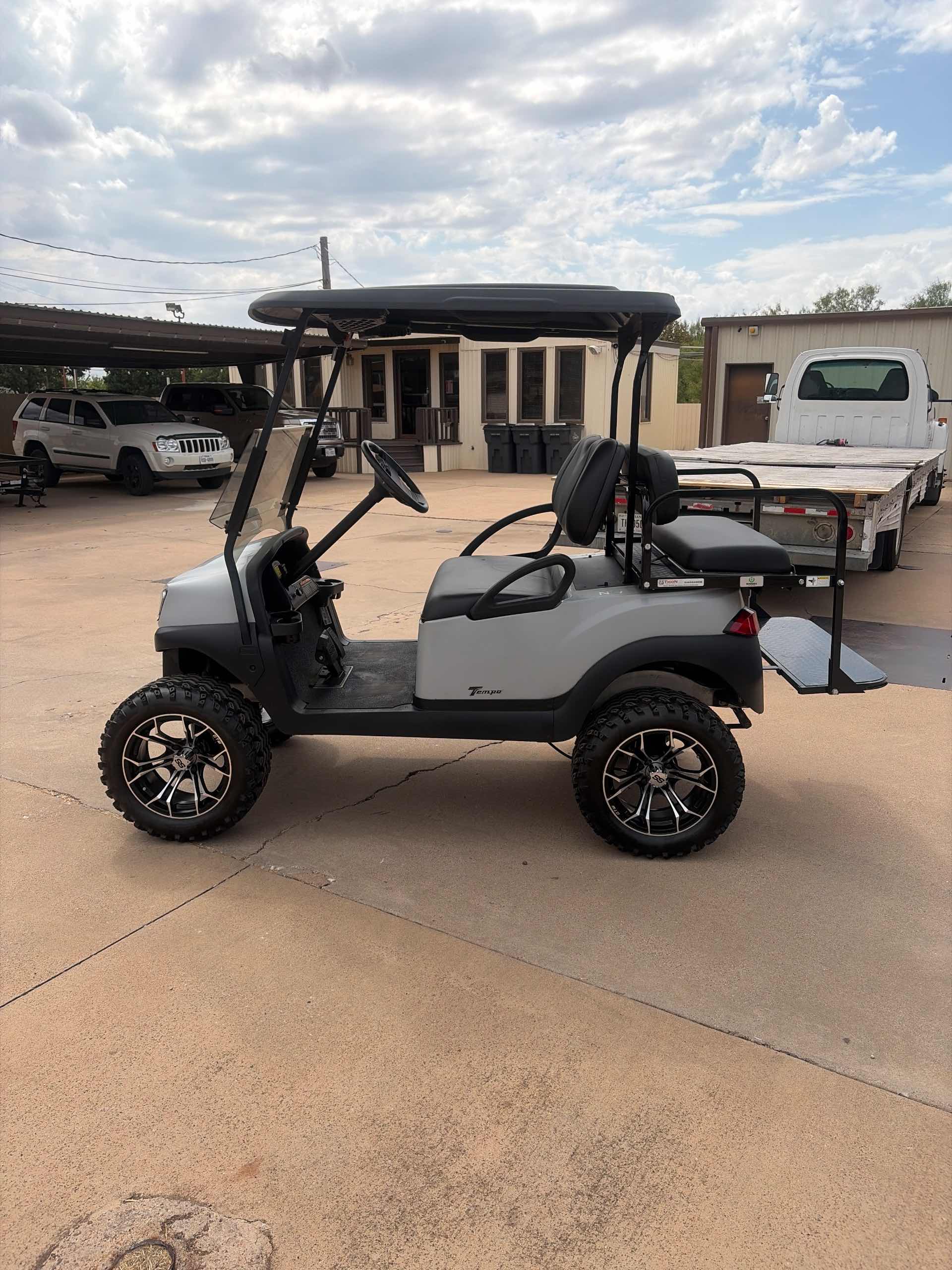 2020 Club Car Tempo Gray image 2