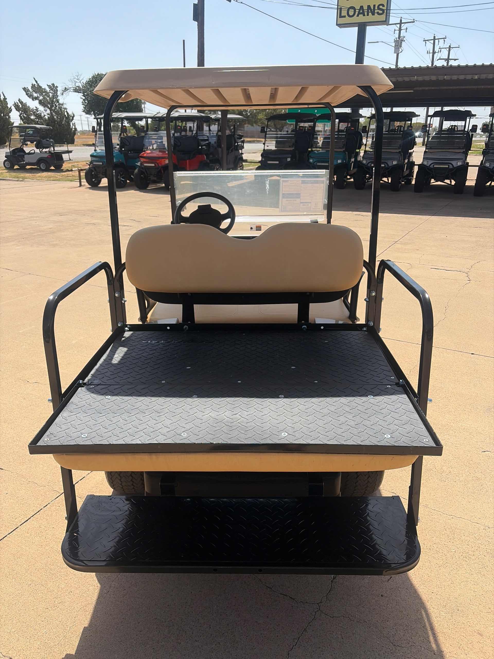 2021 EZGO TXT Champane image 4