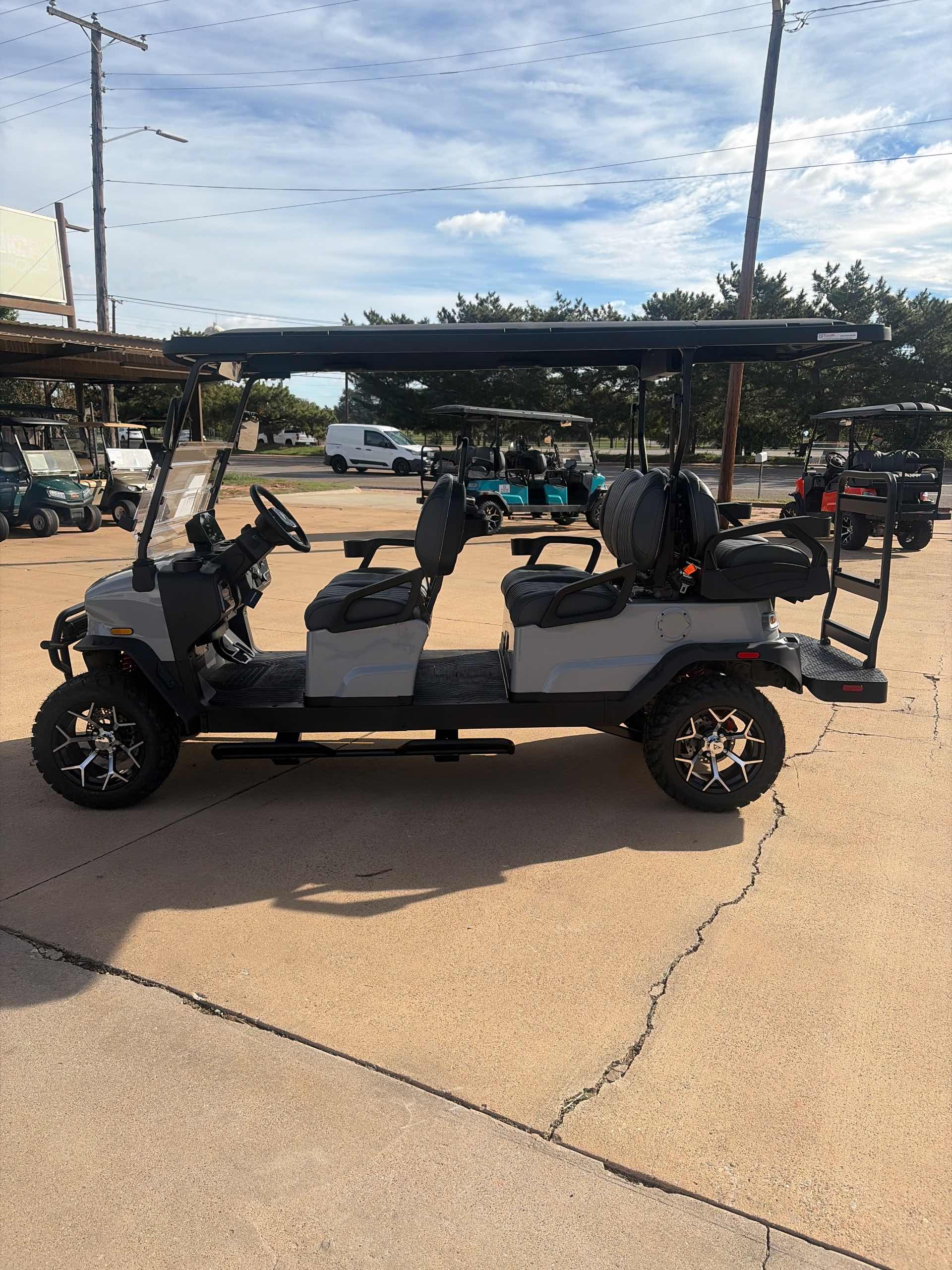 2027 Denago Rover XL6 Gray image 2
