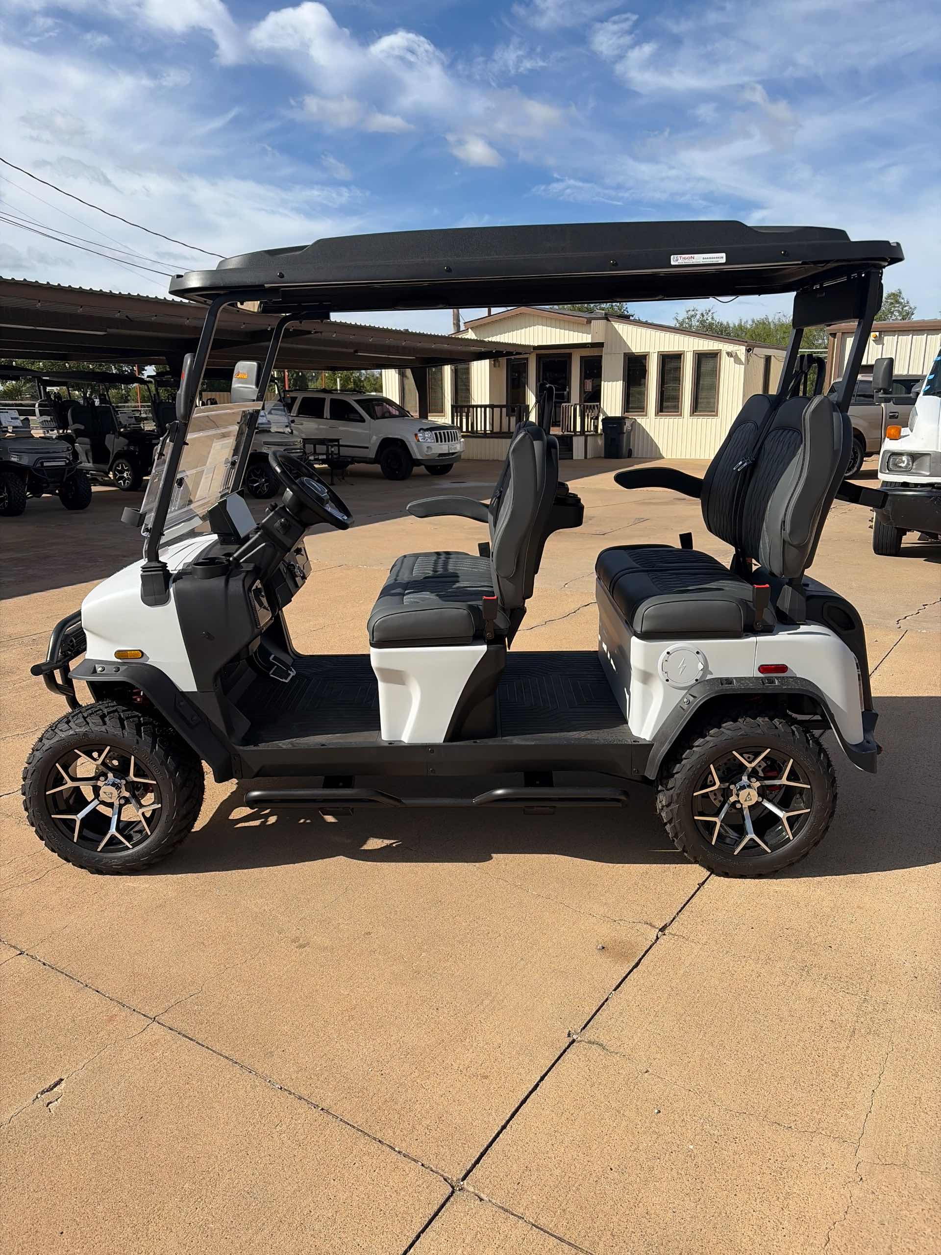 2027 Denago Rover XL Matte White image 2