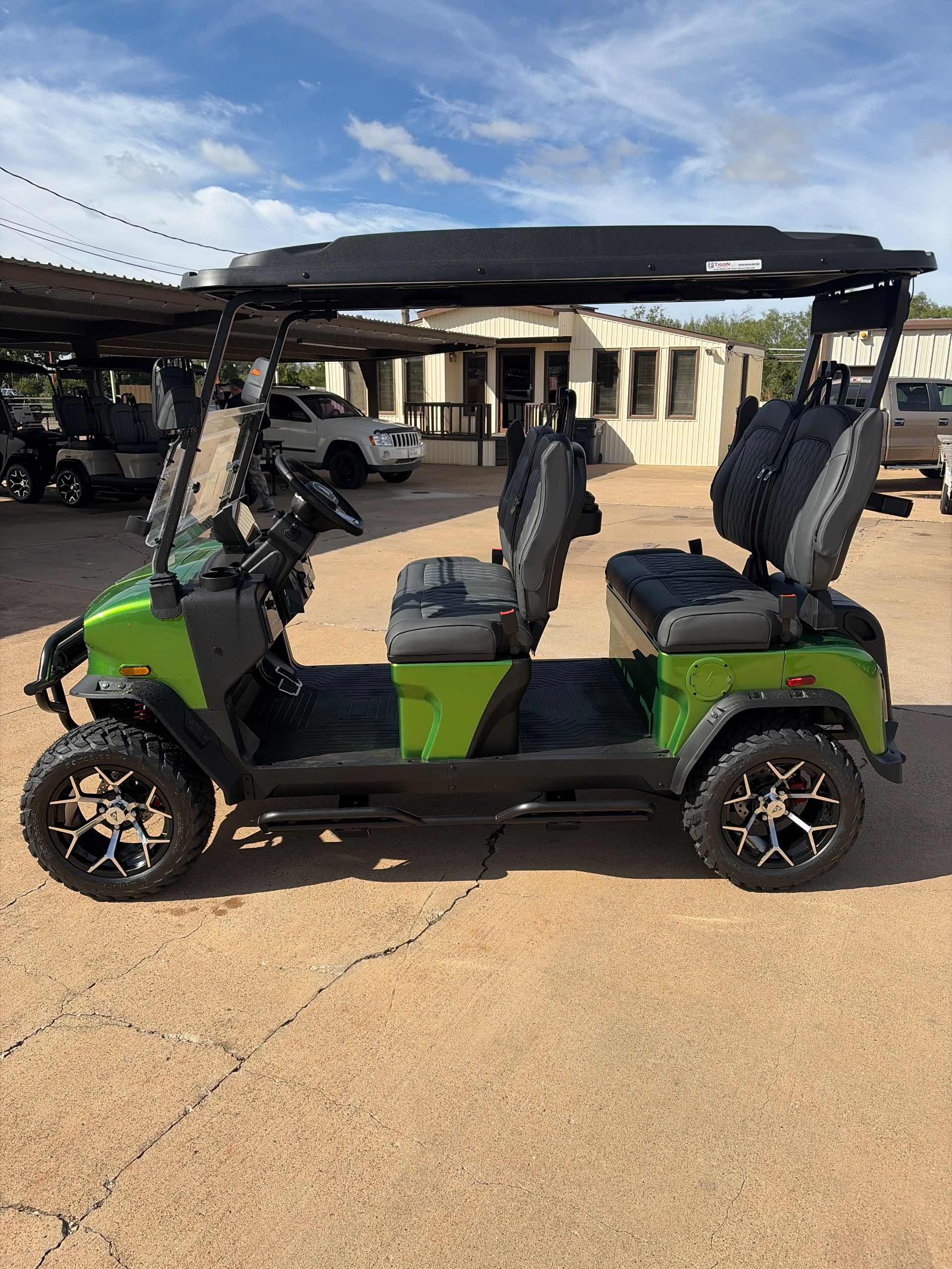 2027 Denago Rover XL Java Green image 2