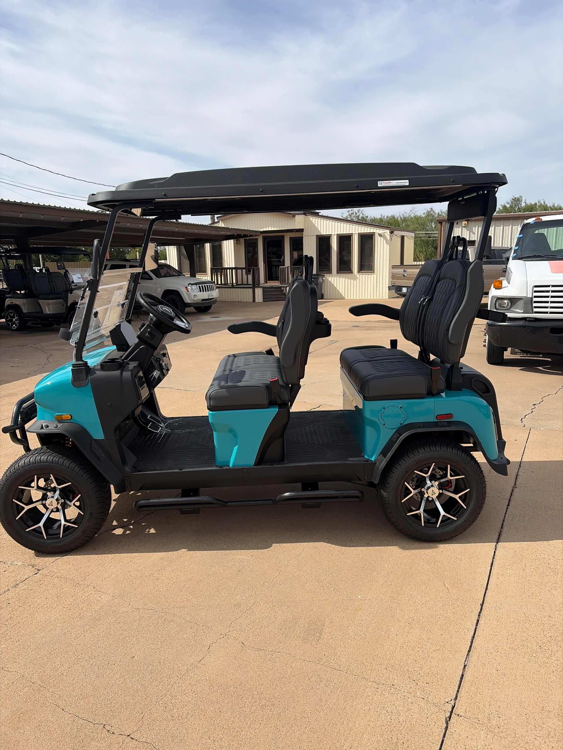 2027 Denago Rover XL Aqua image 2
