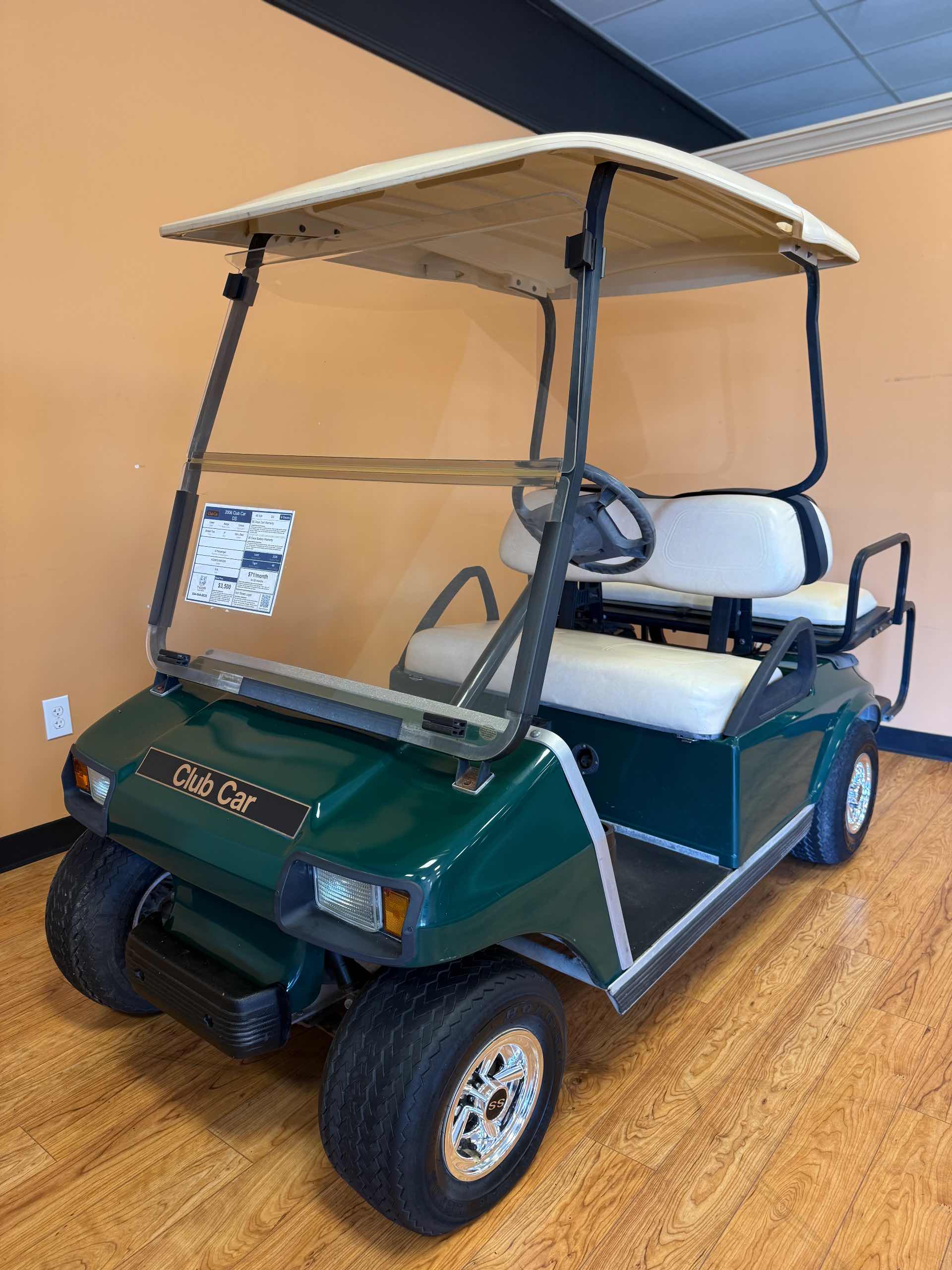 2006 Club Car DS Golf Cart in Green