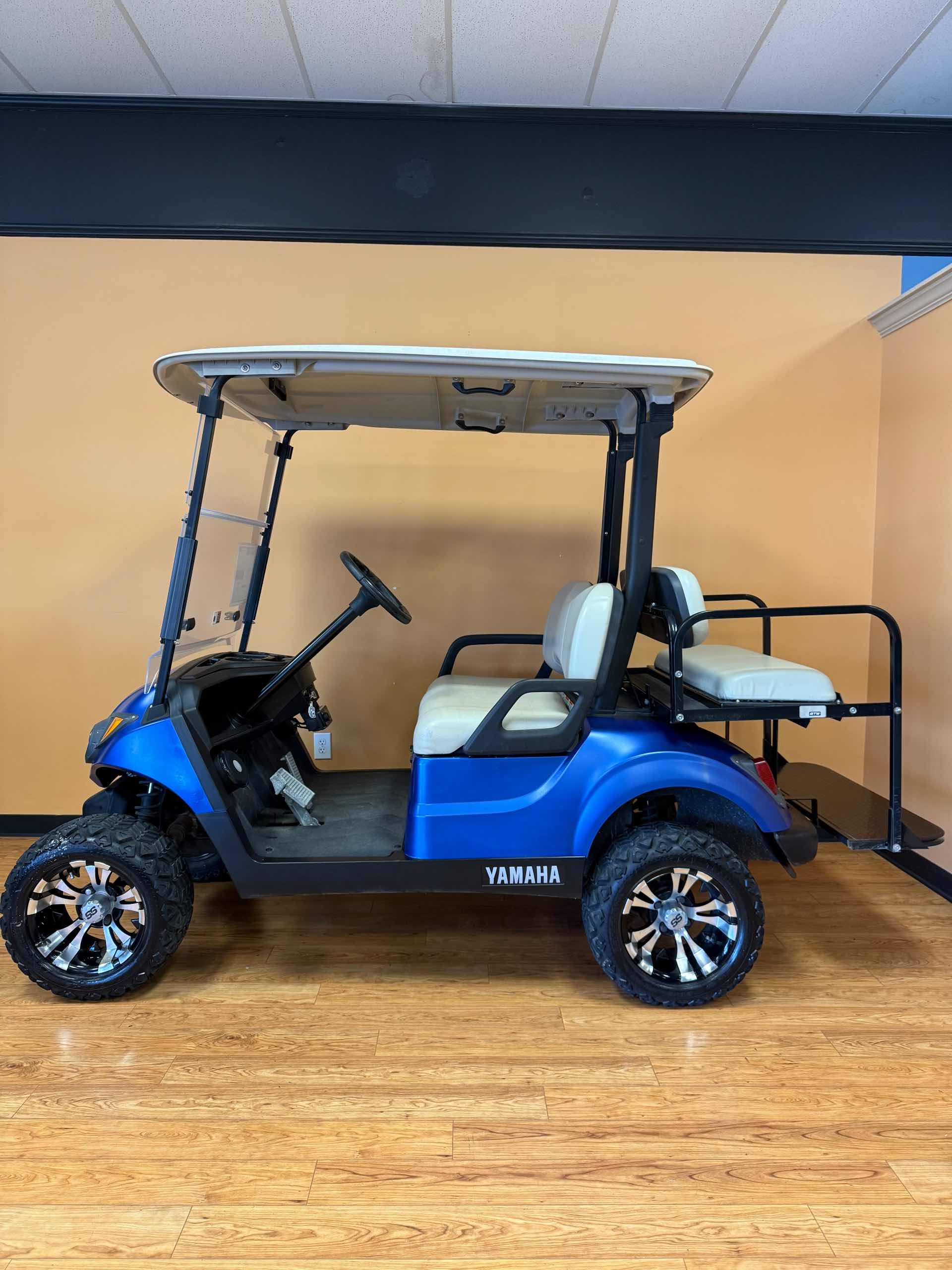 2017 Yamaha Drive 2 Blue image 2