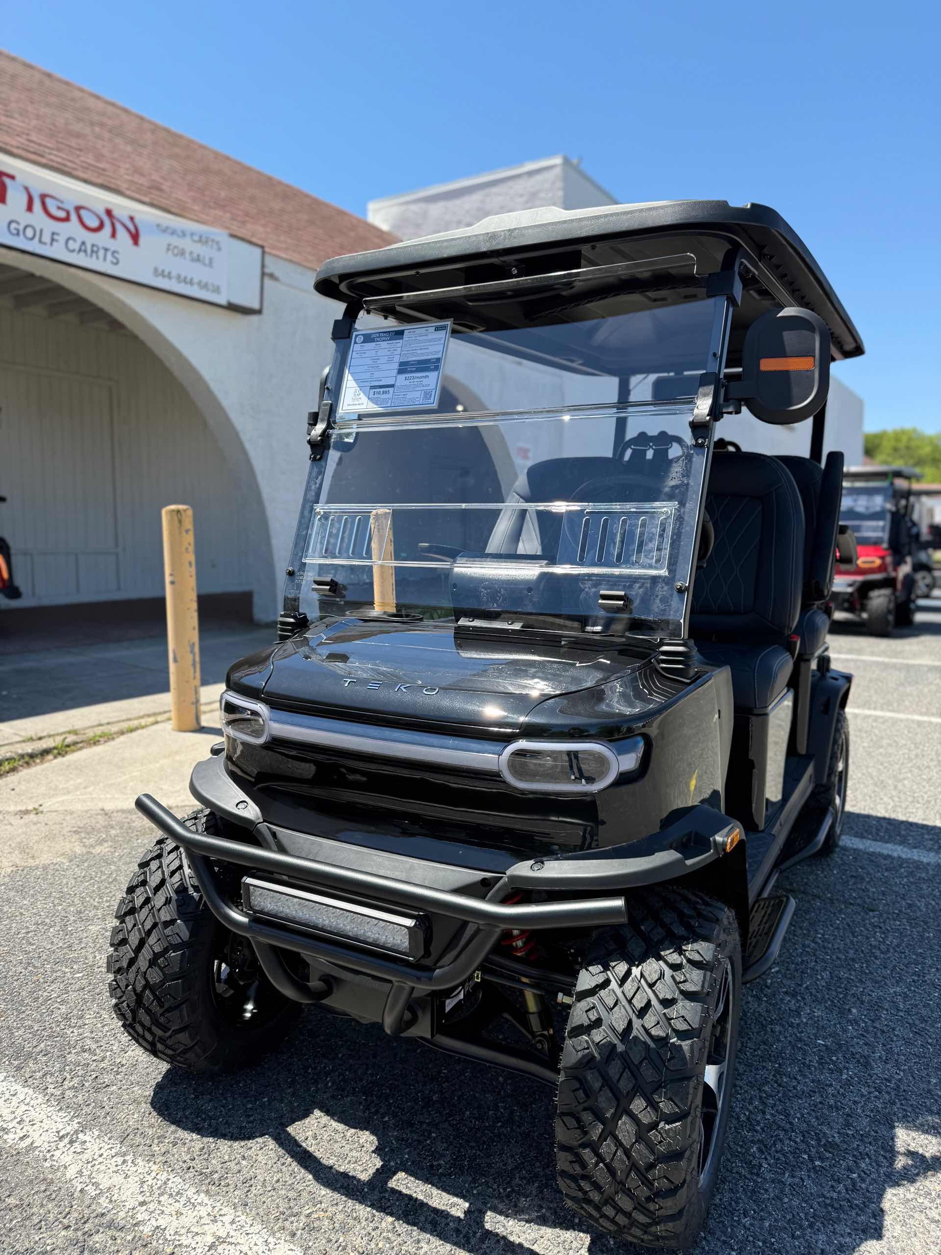 2026 TEKO EV TROPHY Golf Cart in Metallic Black