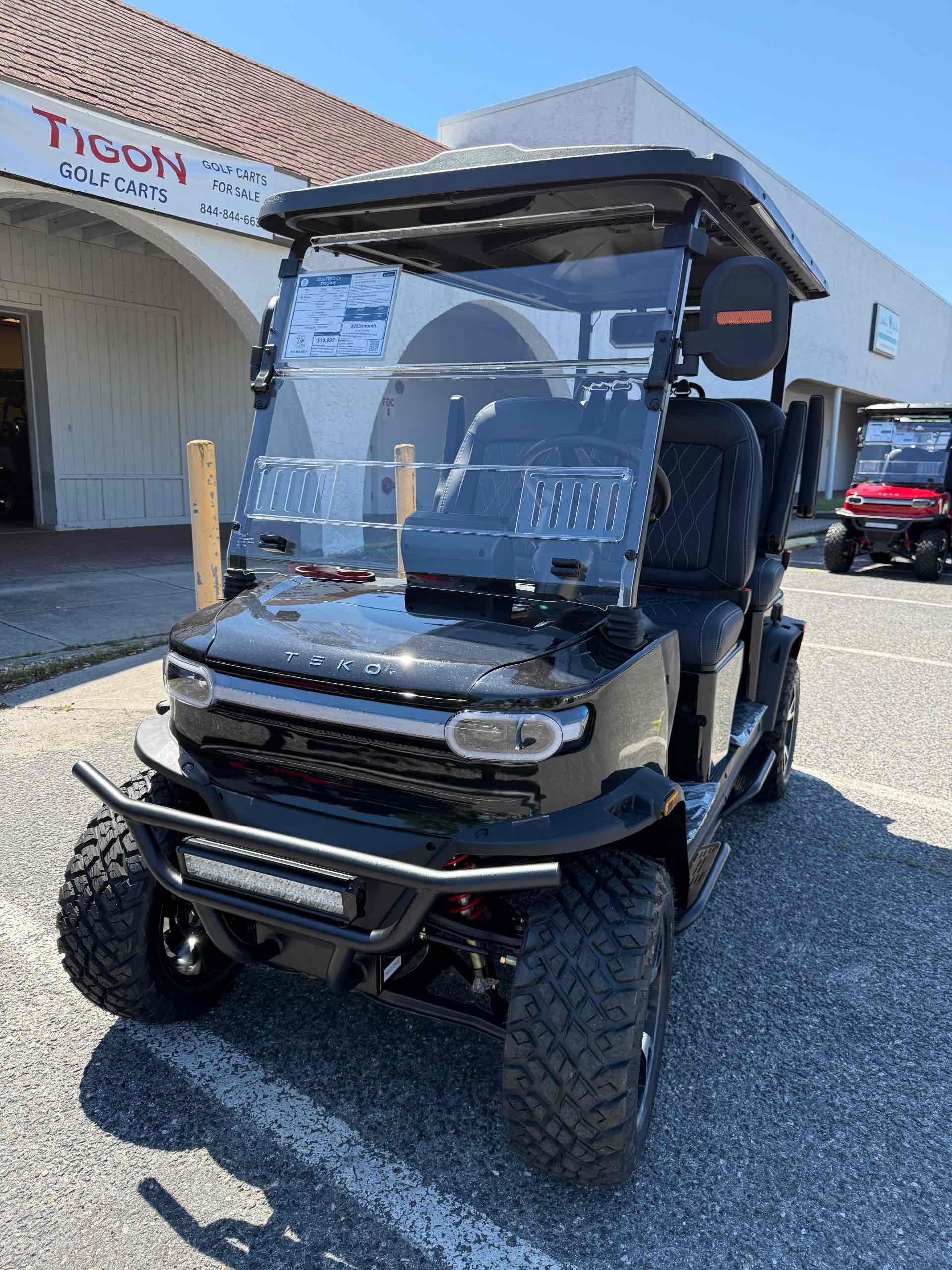 2026 TEKO EV TROPHY Golf Cart in Metallic Black
