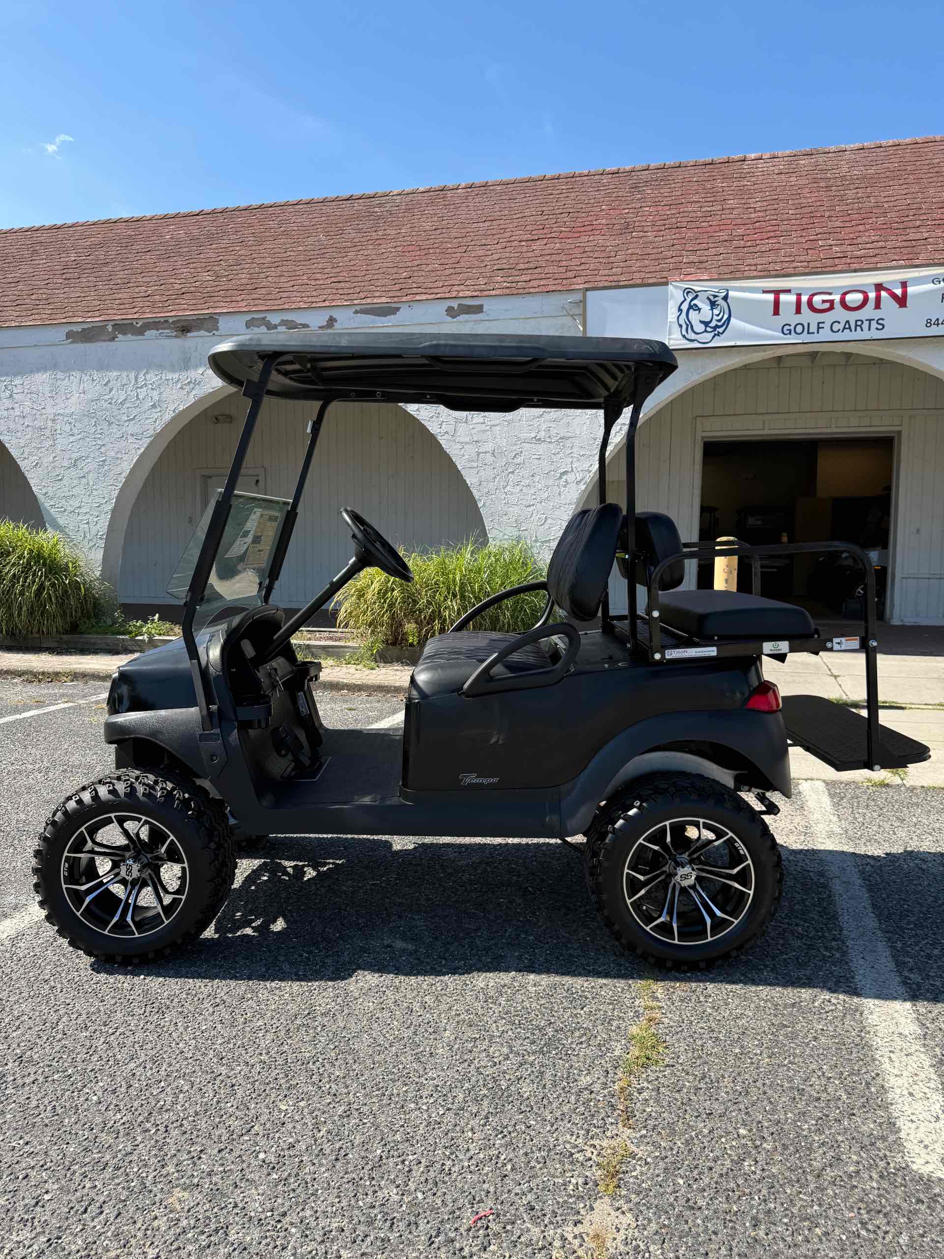 2020 Club Car Tempo Black image 2