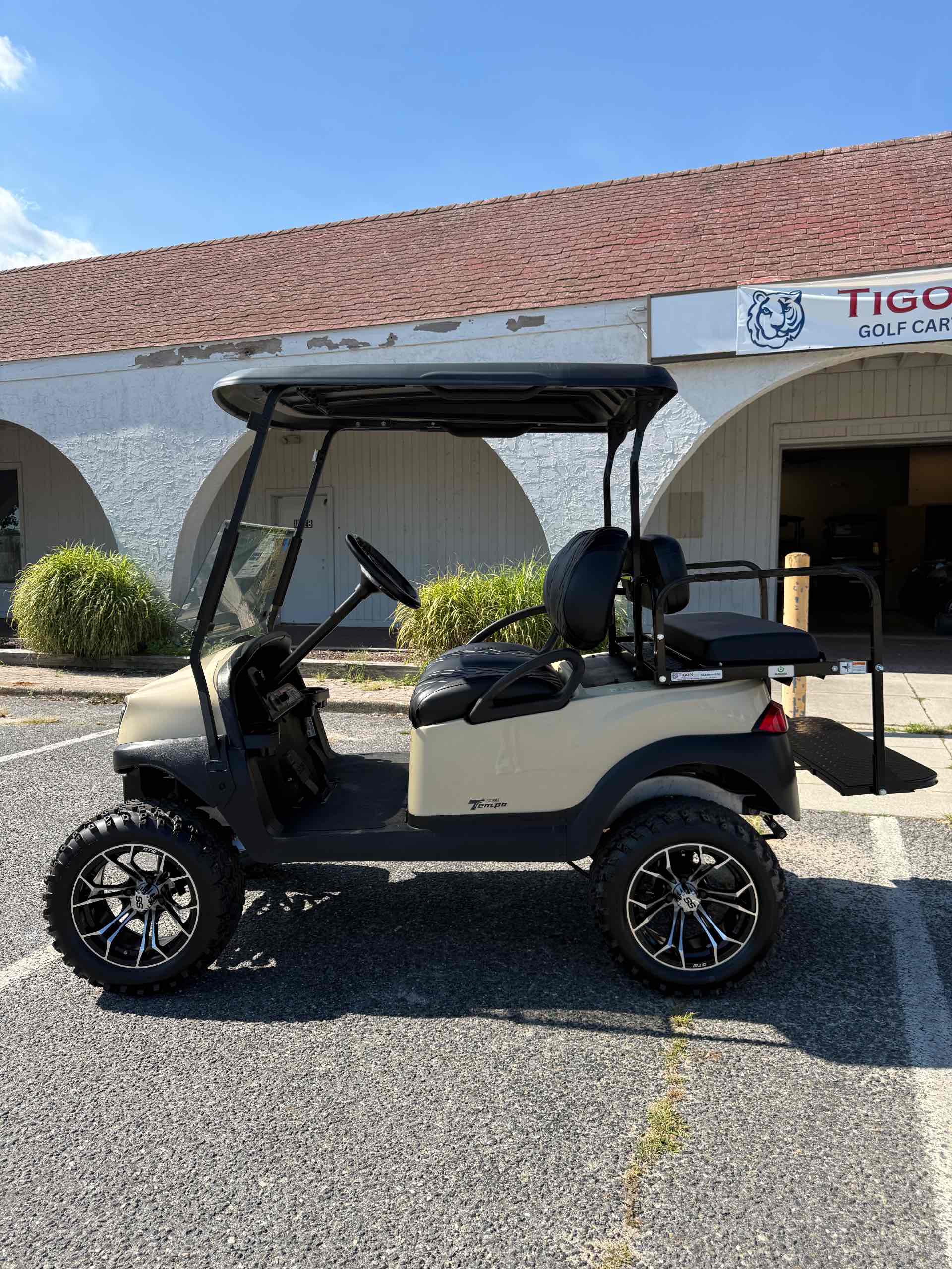 2020 Club Car Tempo Beige image 2
