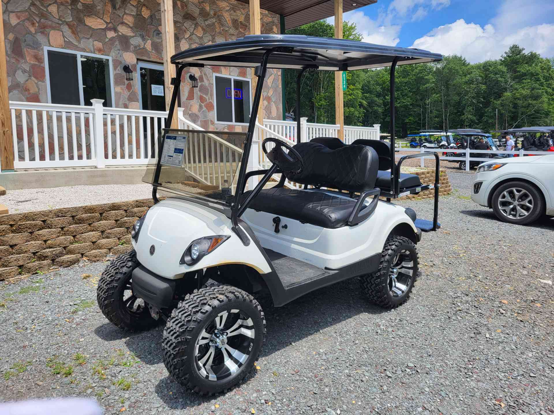 2013 Yamaha G29 Golf Cart in White