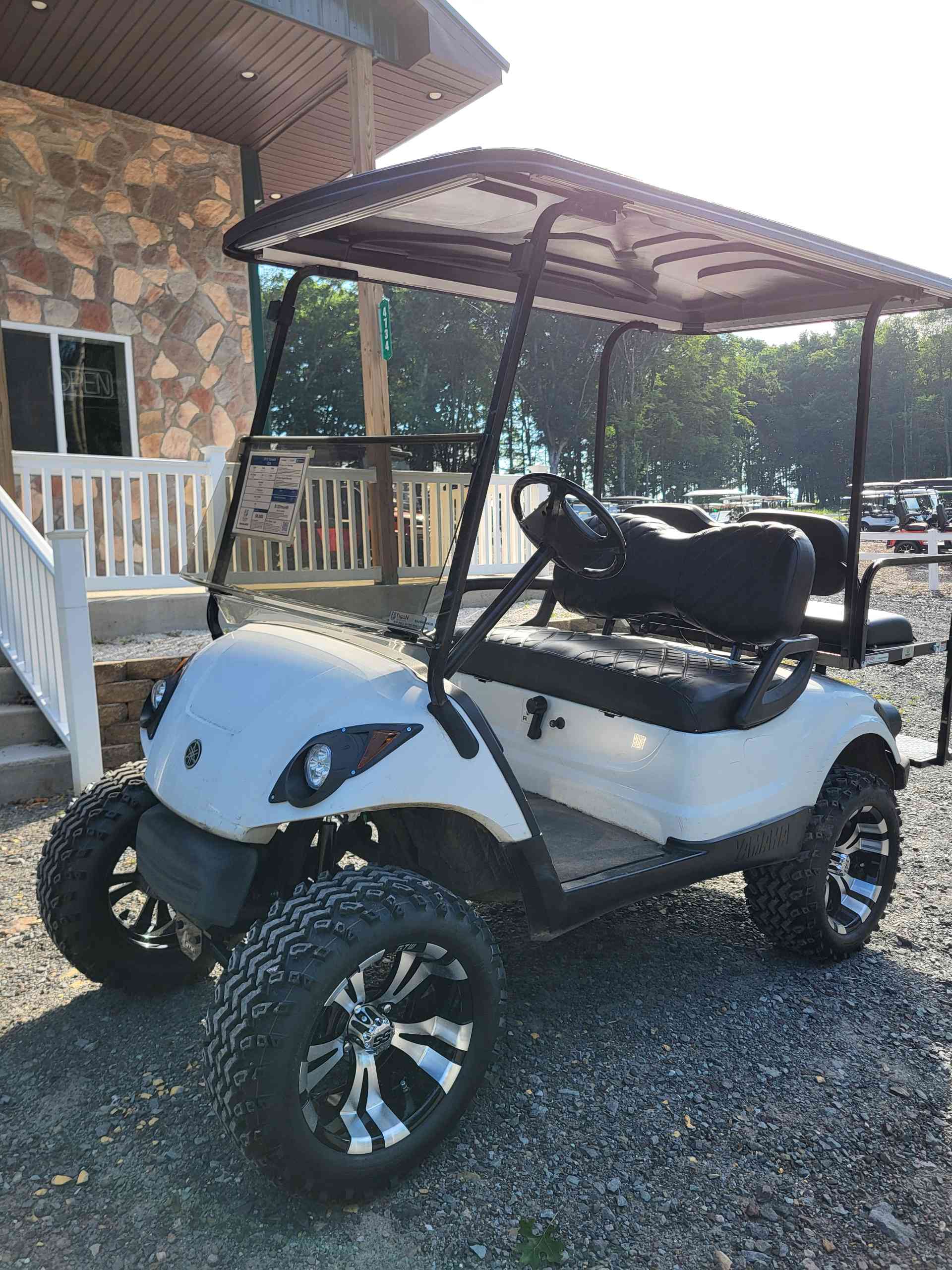 2013 Yamaha G29 Golf Cart in White
