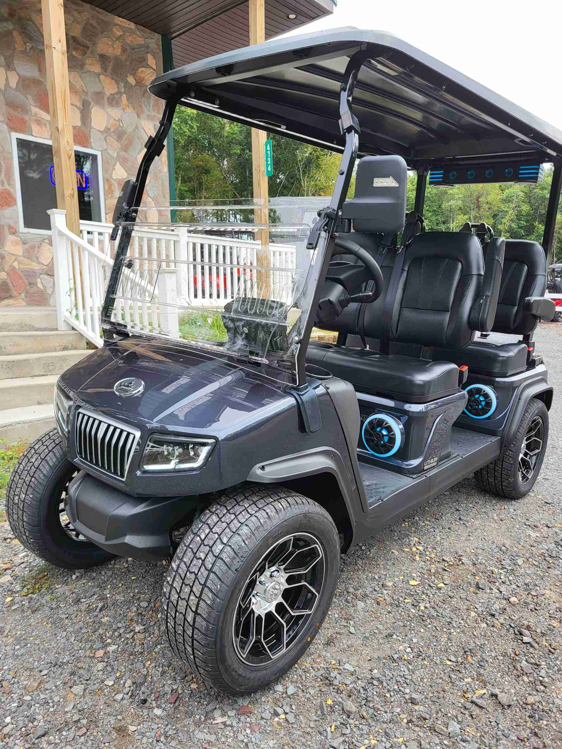 2027 Evolution D5 Ranger 4 PLUS Golf Cart in Arctic Gray for sale at TIGON Long Pond, PA