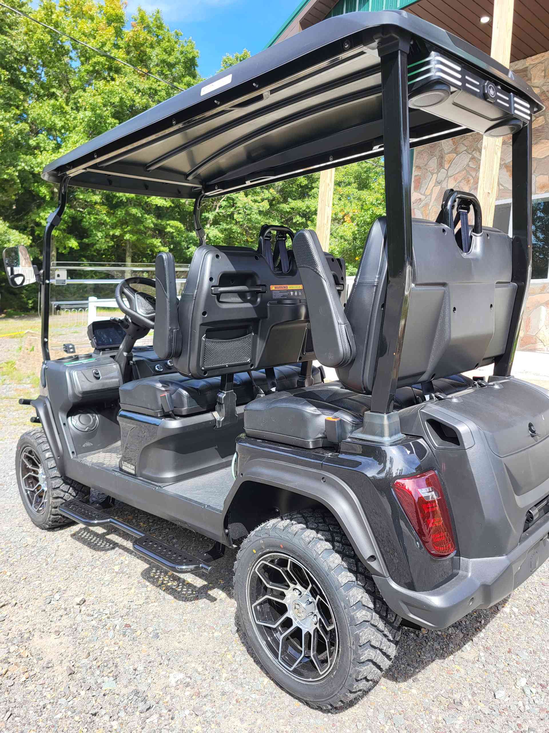 2027 Evolution D5 Maverick 4 PLUS Black image 3