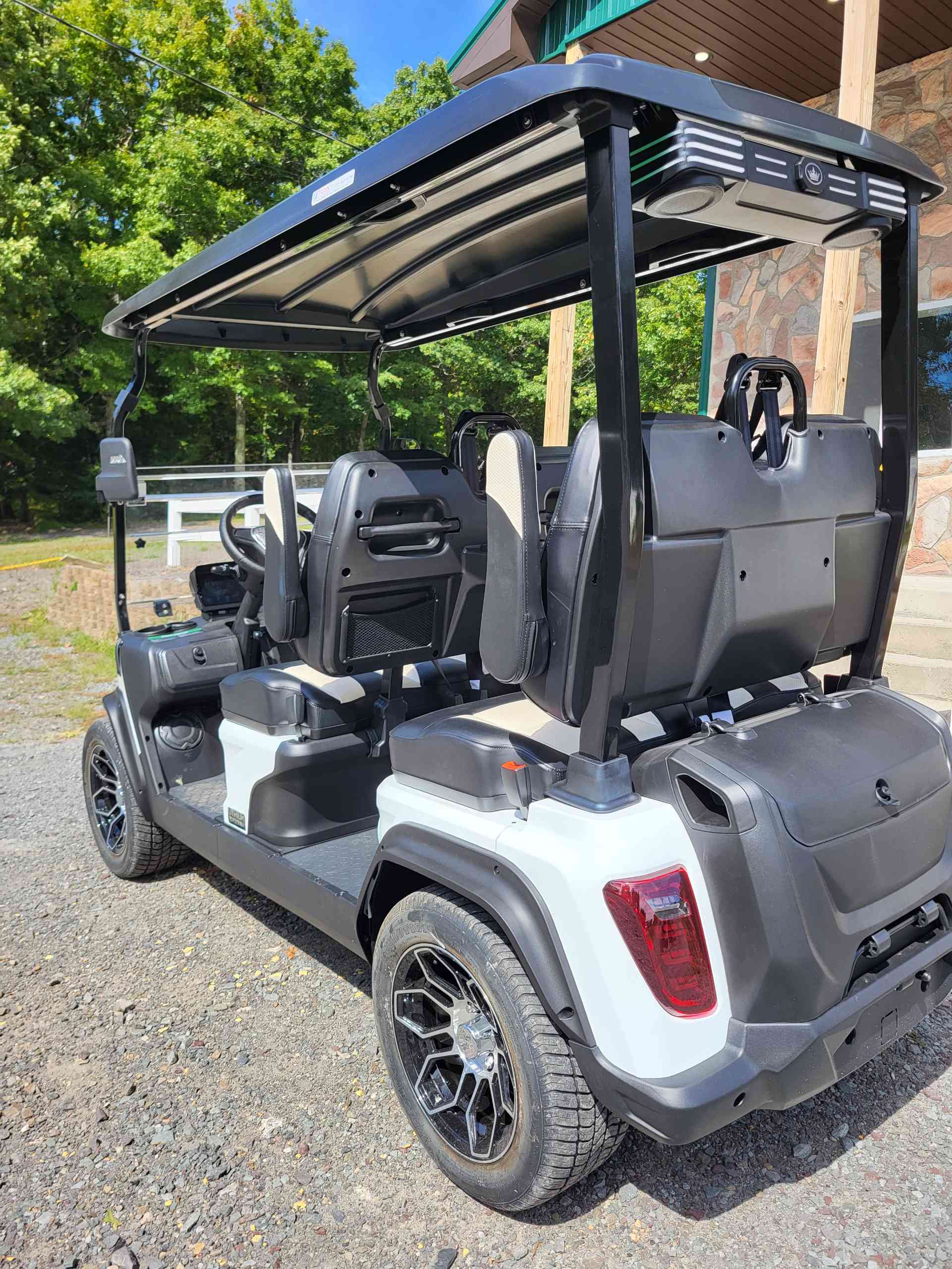 2027 Evolution D5 Ranger 4 PLUS White image 3