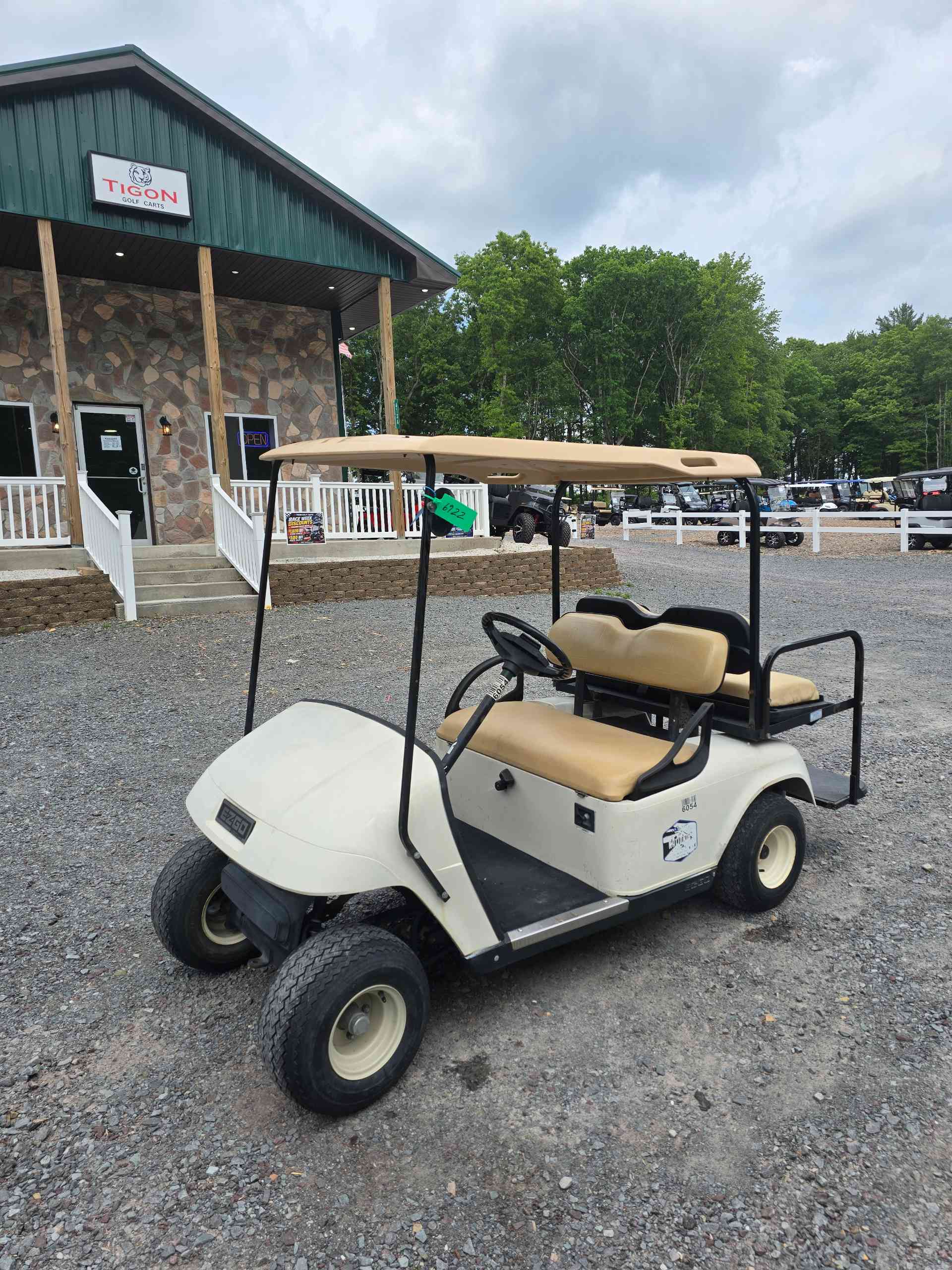 Used 2008 EZGO TXT Golf Cart in White for sale at TIGON Long Pond, PA