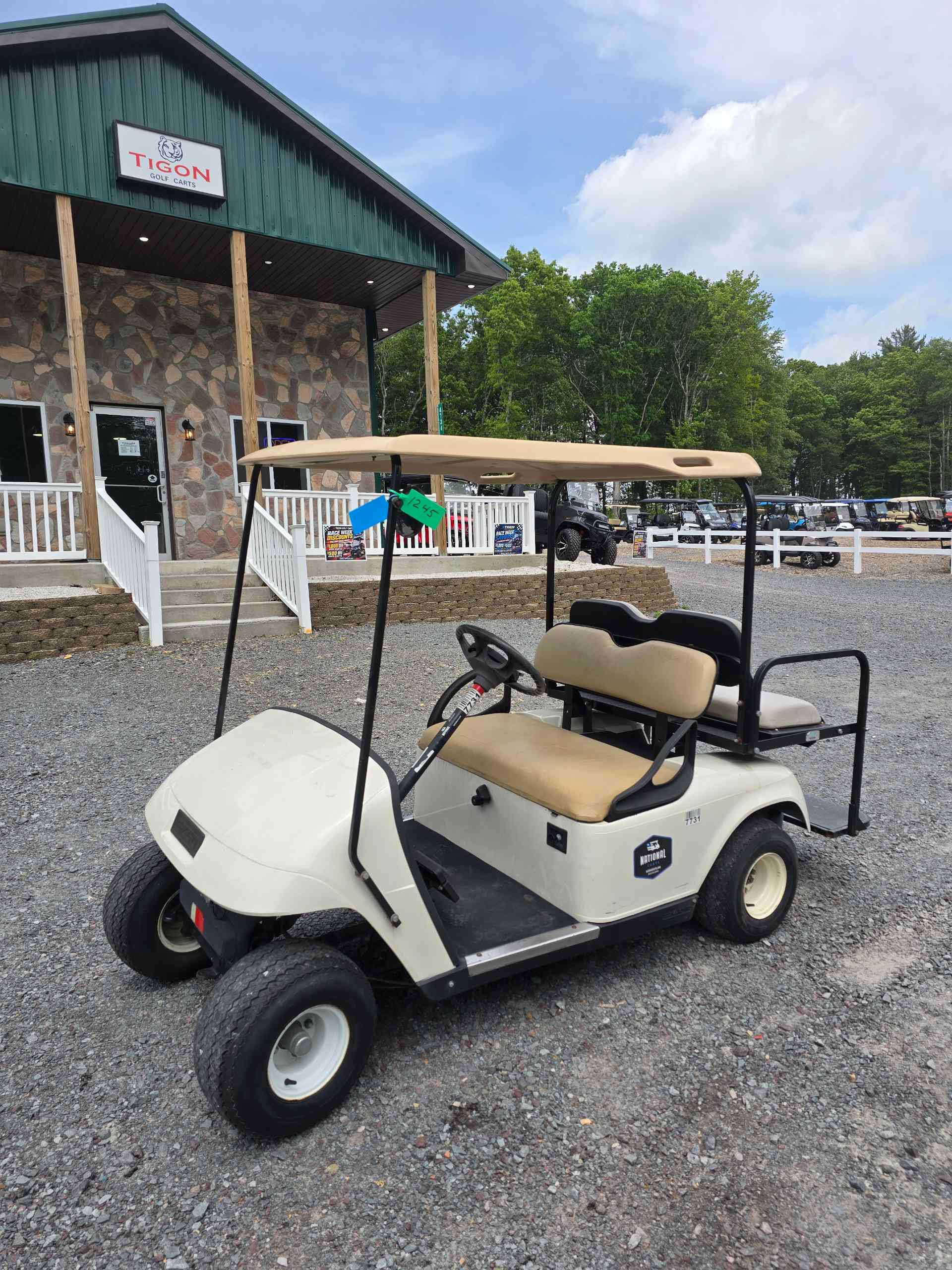 Used 2008 EZGO TXT Golf Cart in White for sale at TIGON Long Pond, PA