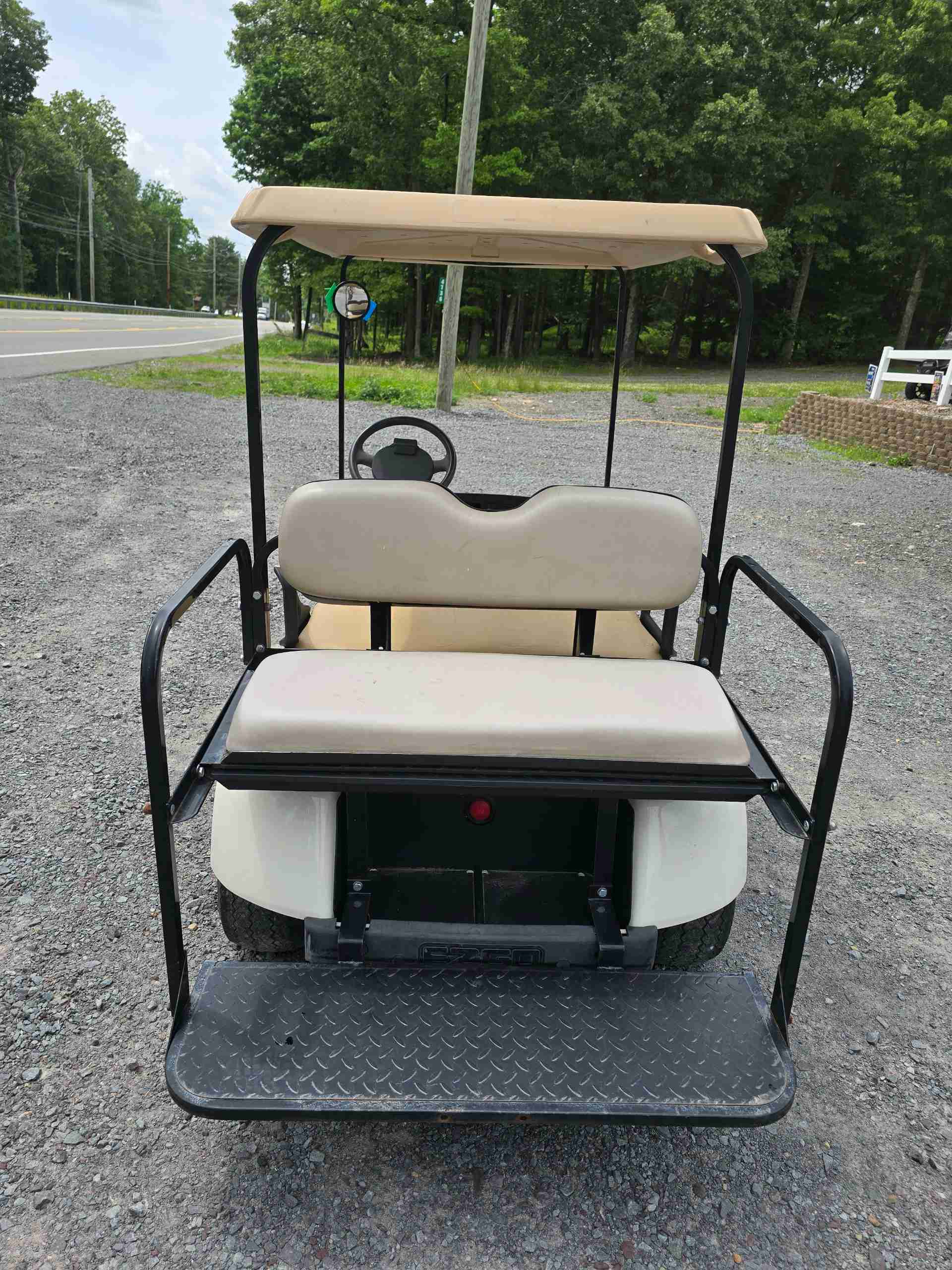 2008 EZGO TXT White image 4