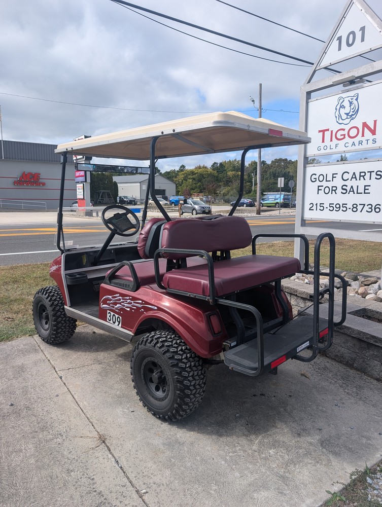 1998 Club Car DS Red image 3