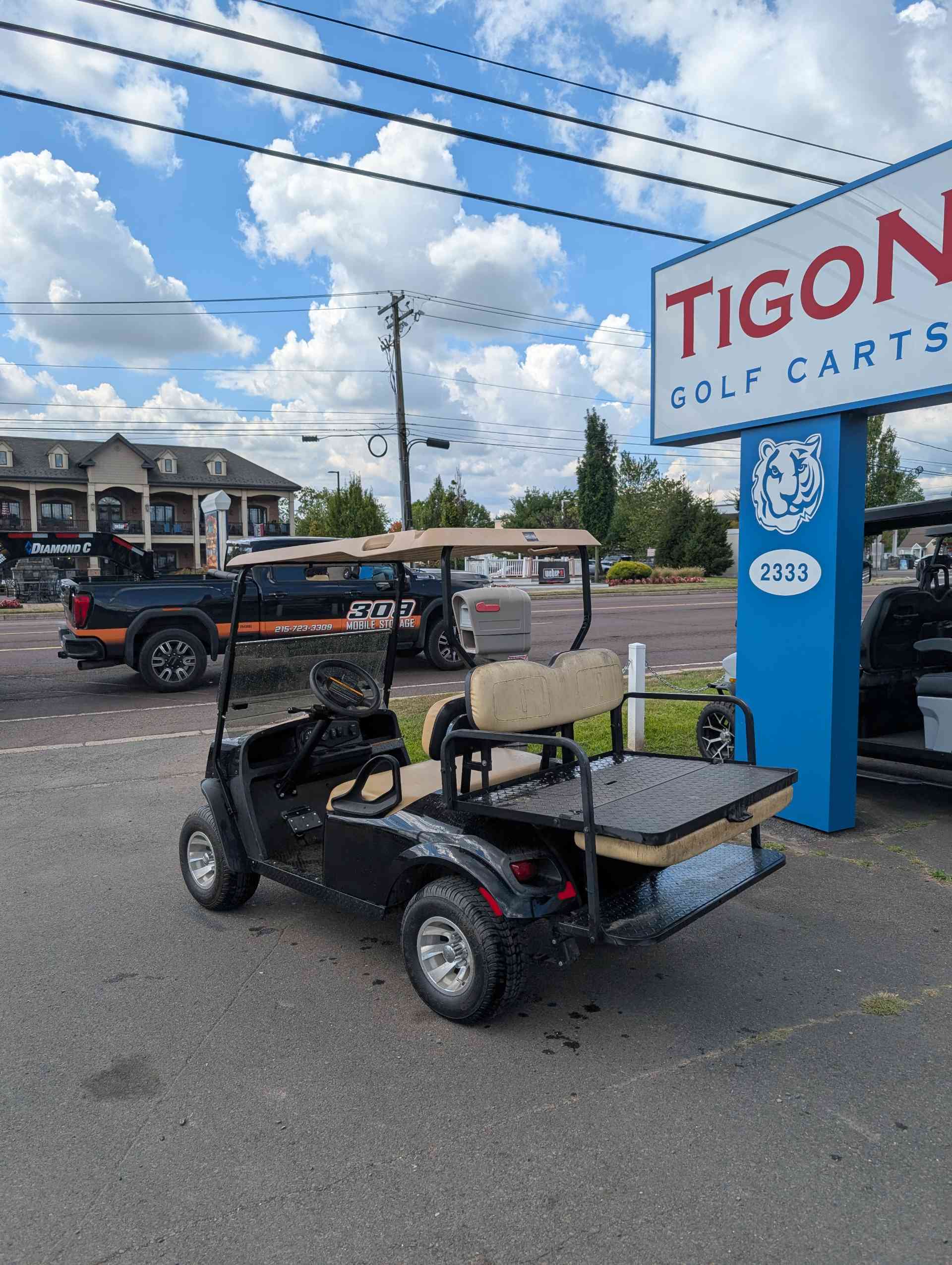 2018 EZGO TXT Black image 4