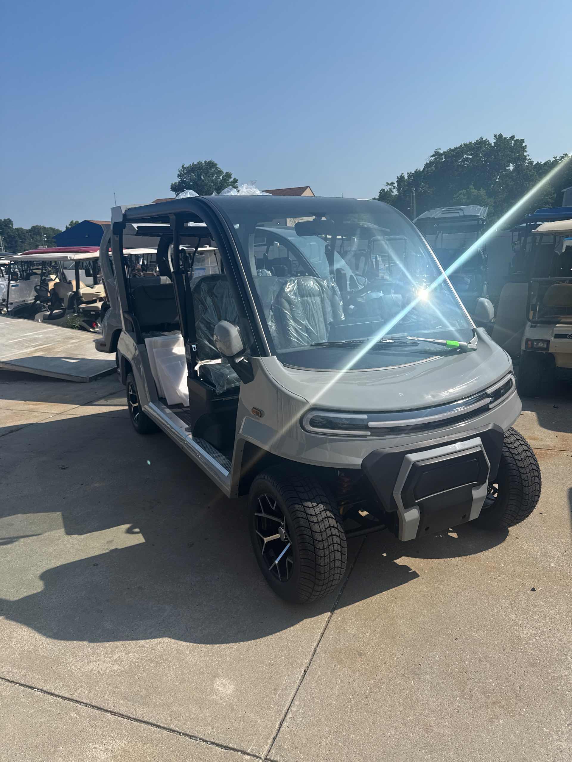 2026 Denago City Golf Cart in Gray
