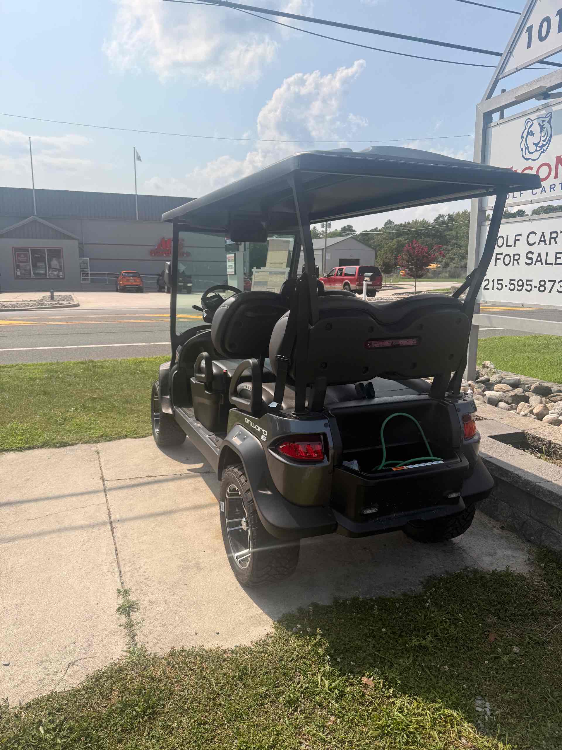 2027 Club Car Onward 4 Forward LSV Midnight Silver image 3