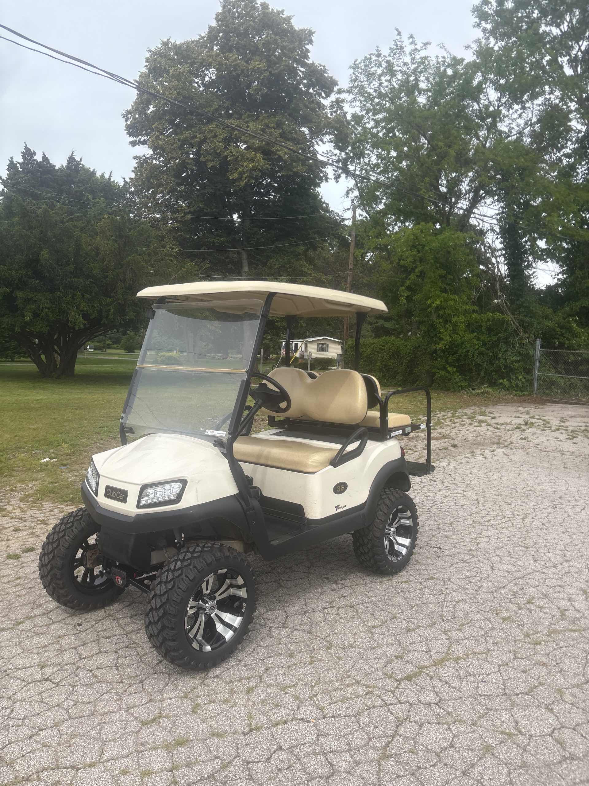2018 Club Car Tempo Golf Cart in White