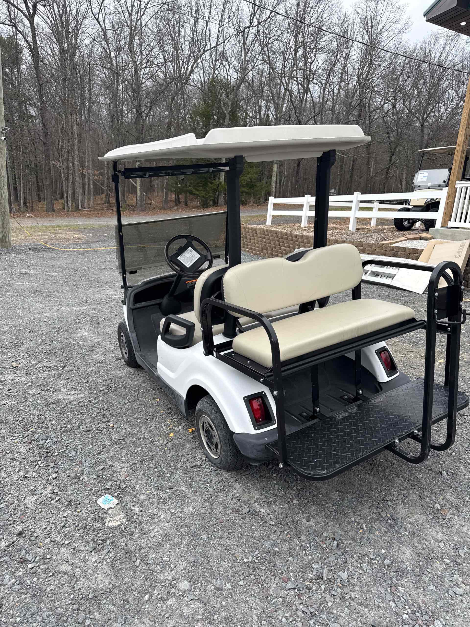 2006 Yamaha G22 White image 3