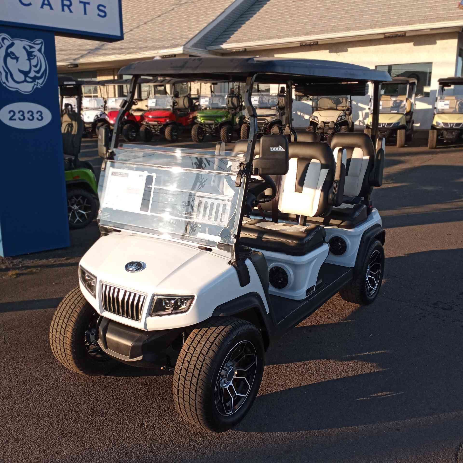 2027 Evolution D5 Ranger 4 PLUS in White Golf Cart