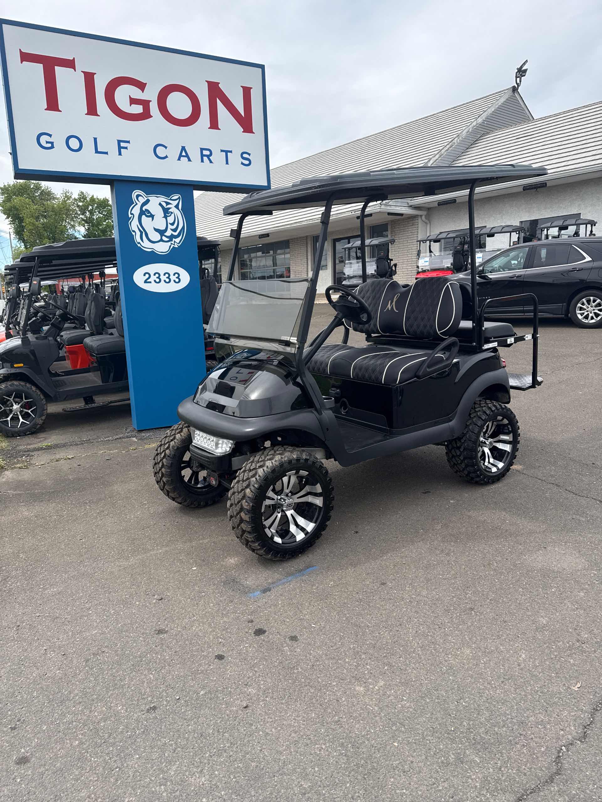 2019 Club Car Precedent Golf Cart in Black