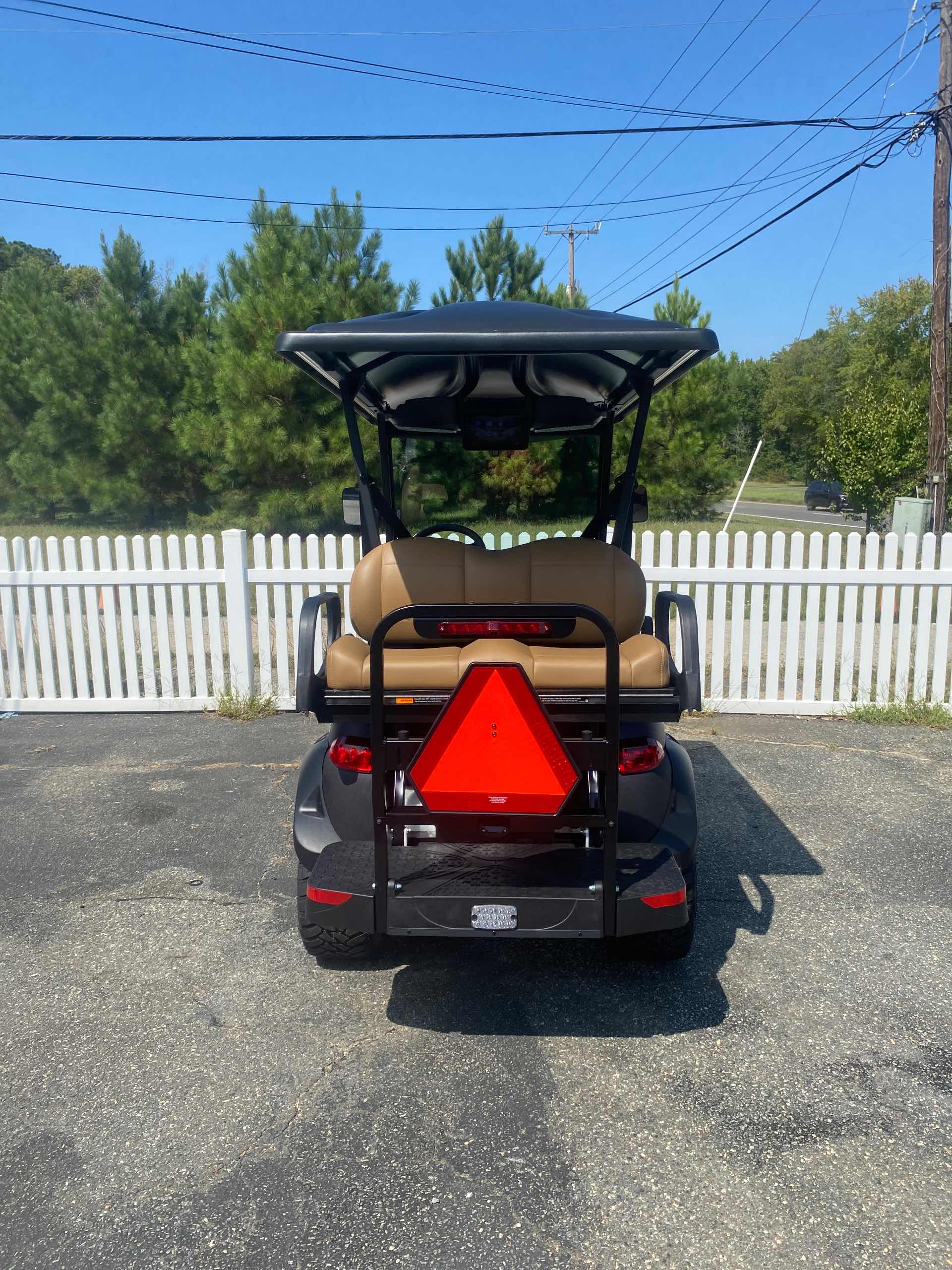 2027 Club Car Onward 4 Passenger (2+2) LSV Matte Blue Onyx image 4