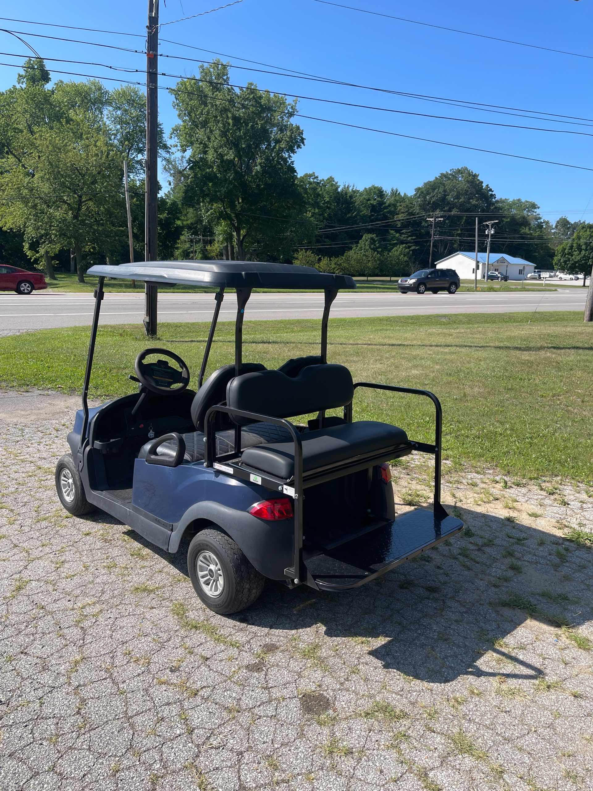 2018 Club Car Tempo Blue image 3
