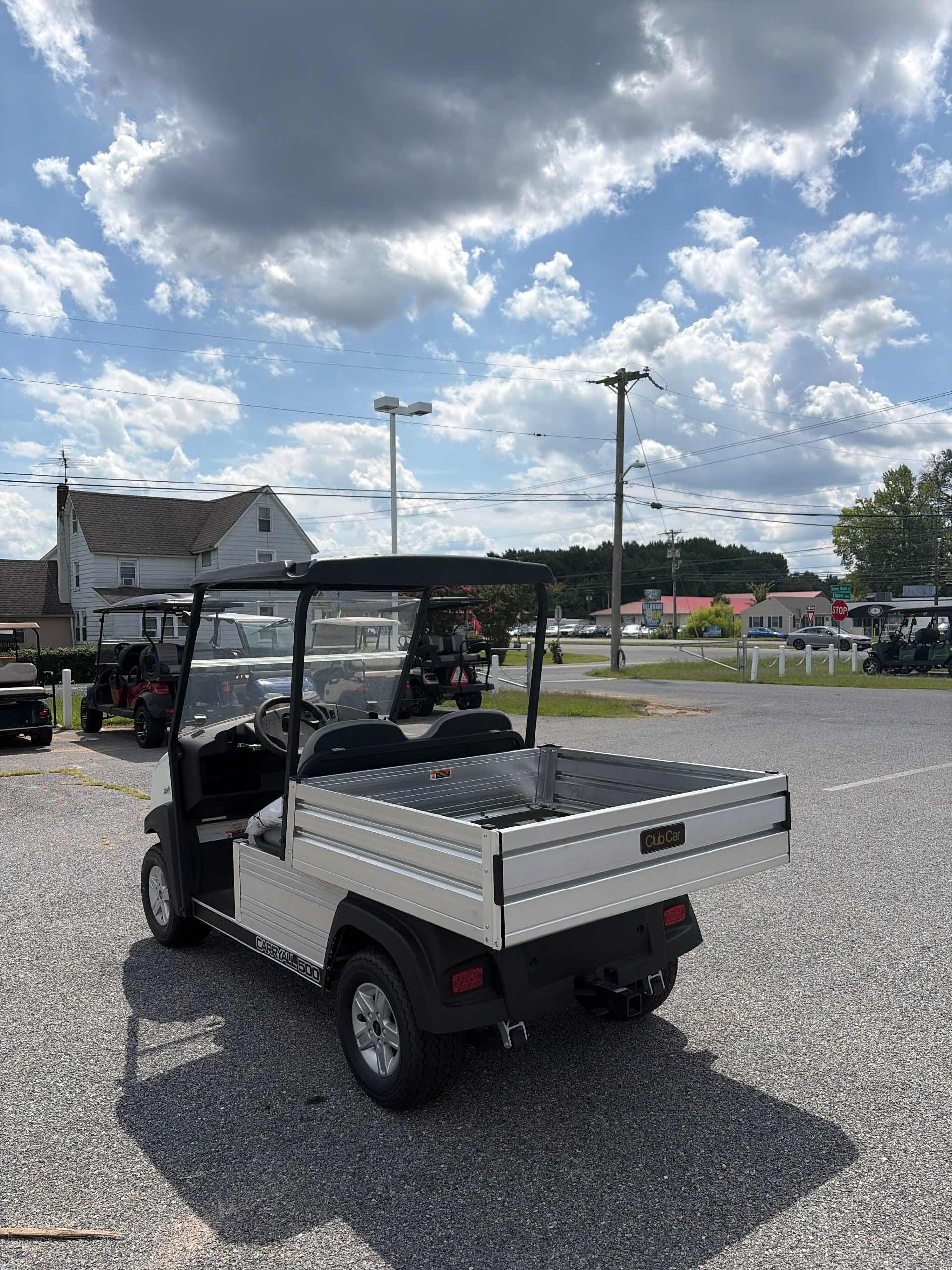 2026 Club Car Carryall 500 Glacier White image 3