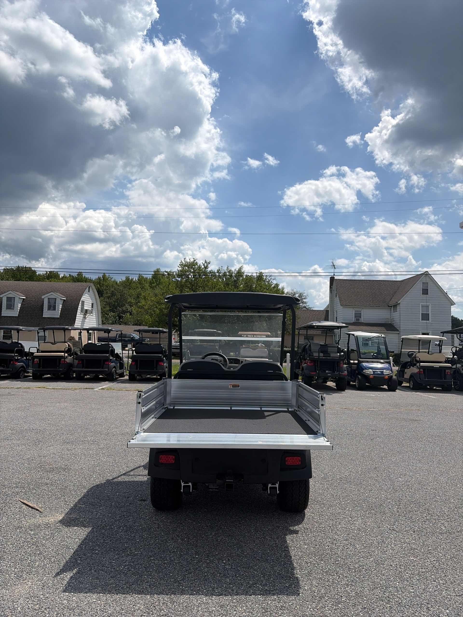 2026 Club Car Carryall 500 Glacier White image 4