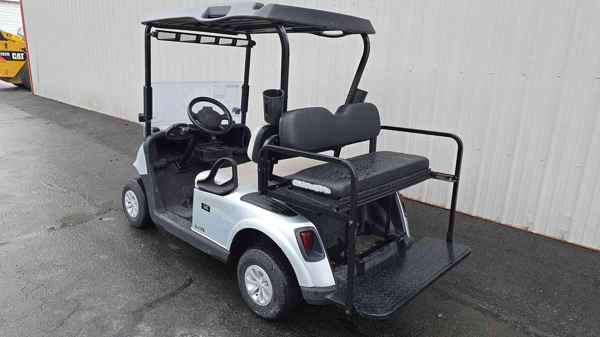 2019 EZGO RXV Silver golf cart in Silver — photo 3 of 4, Scranton, PA