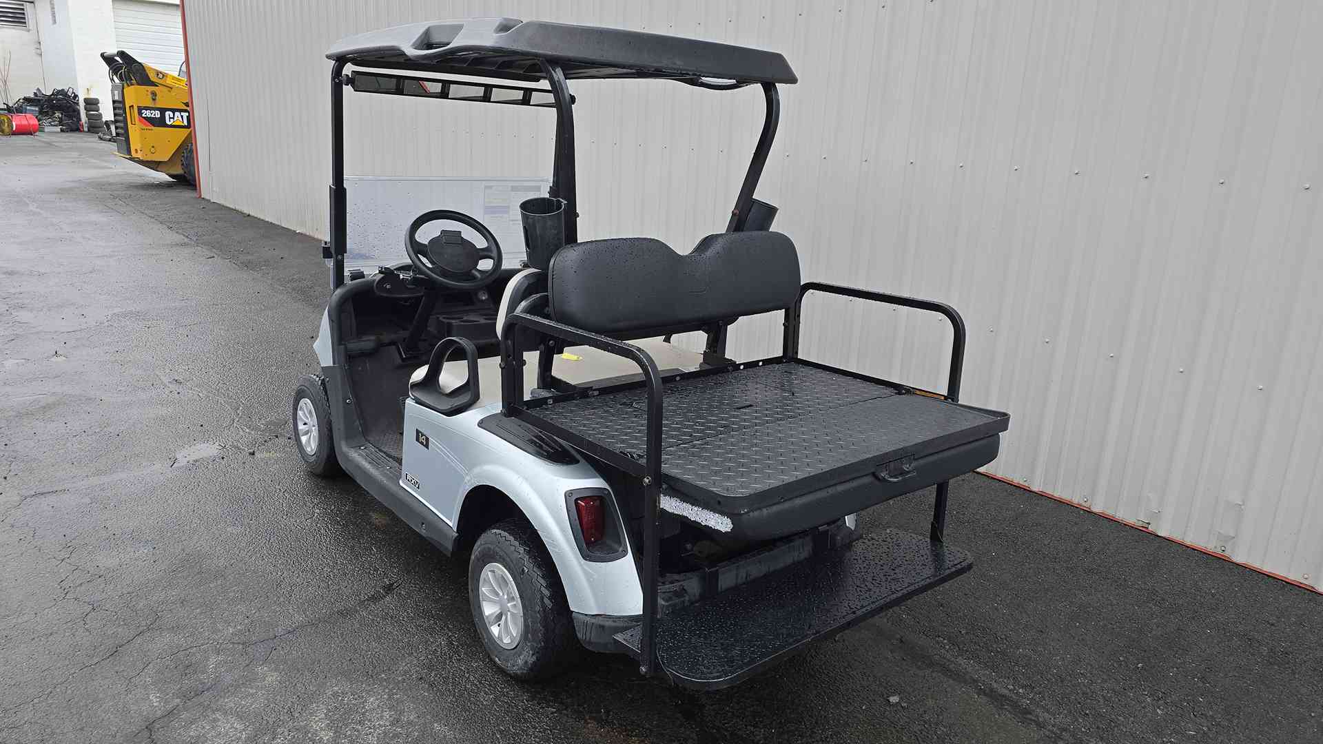 2019 EZGO RXV Silver golf cart in Silver — photo 4 of 4, Scranton, PA