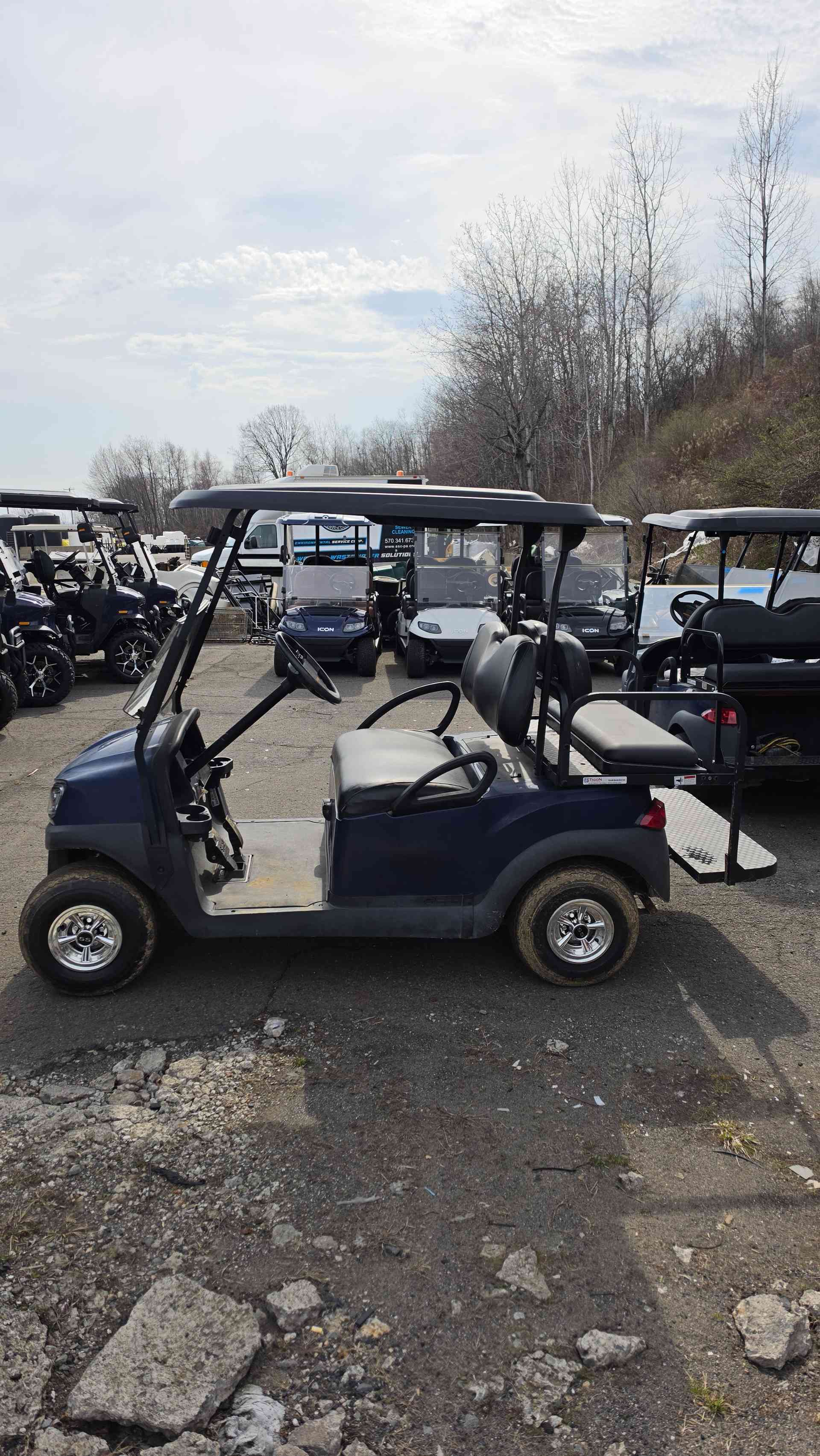 2018 Club Car Tempo Blue image 2