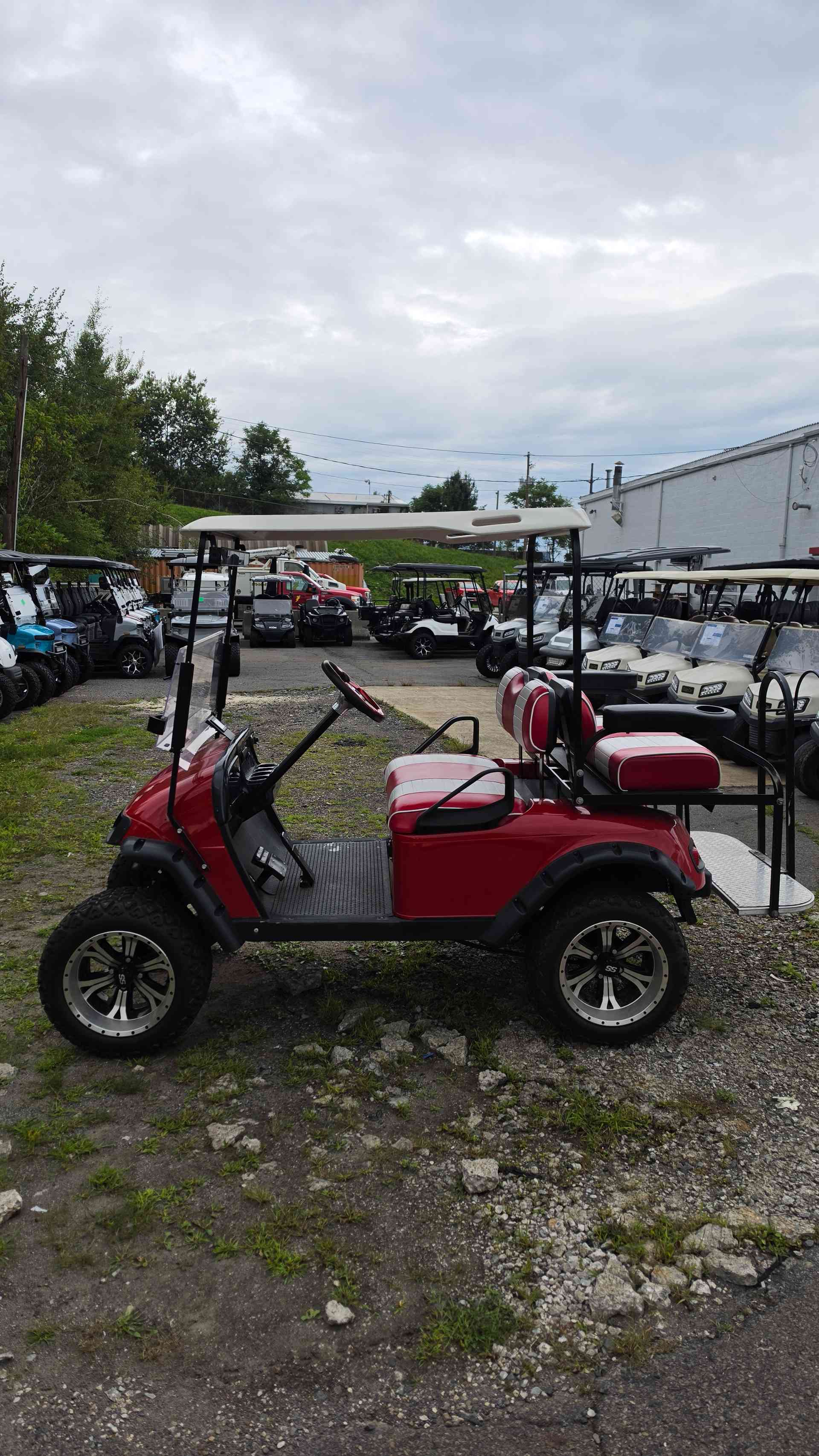 2010 EZGO TXT Red image 2