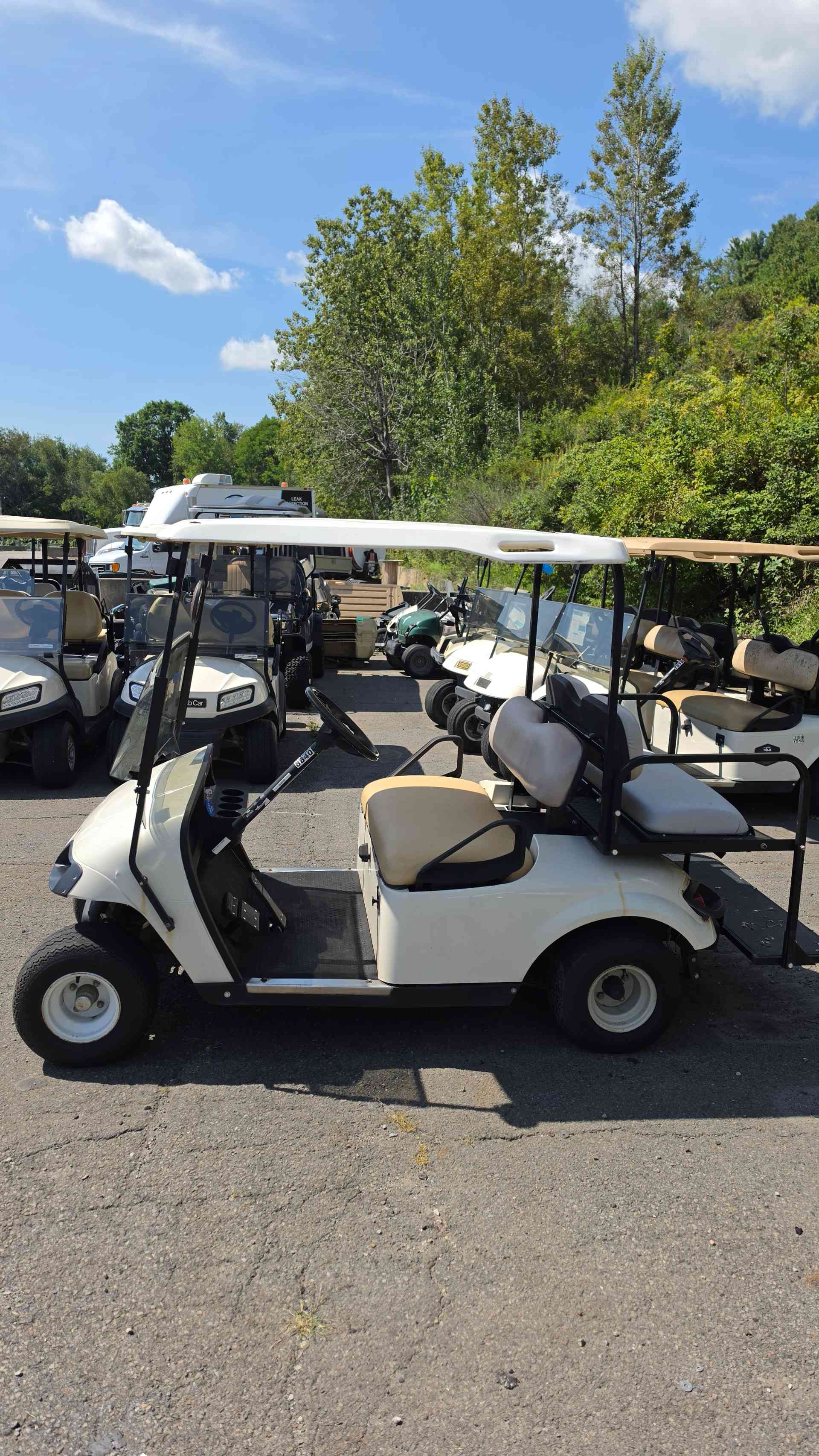 2006 EZGO TXT White image 2