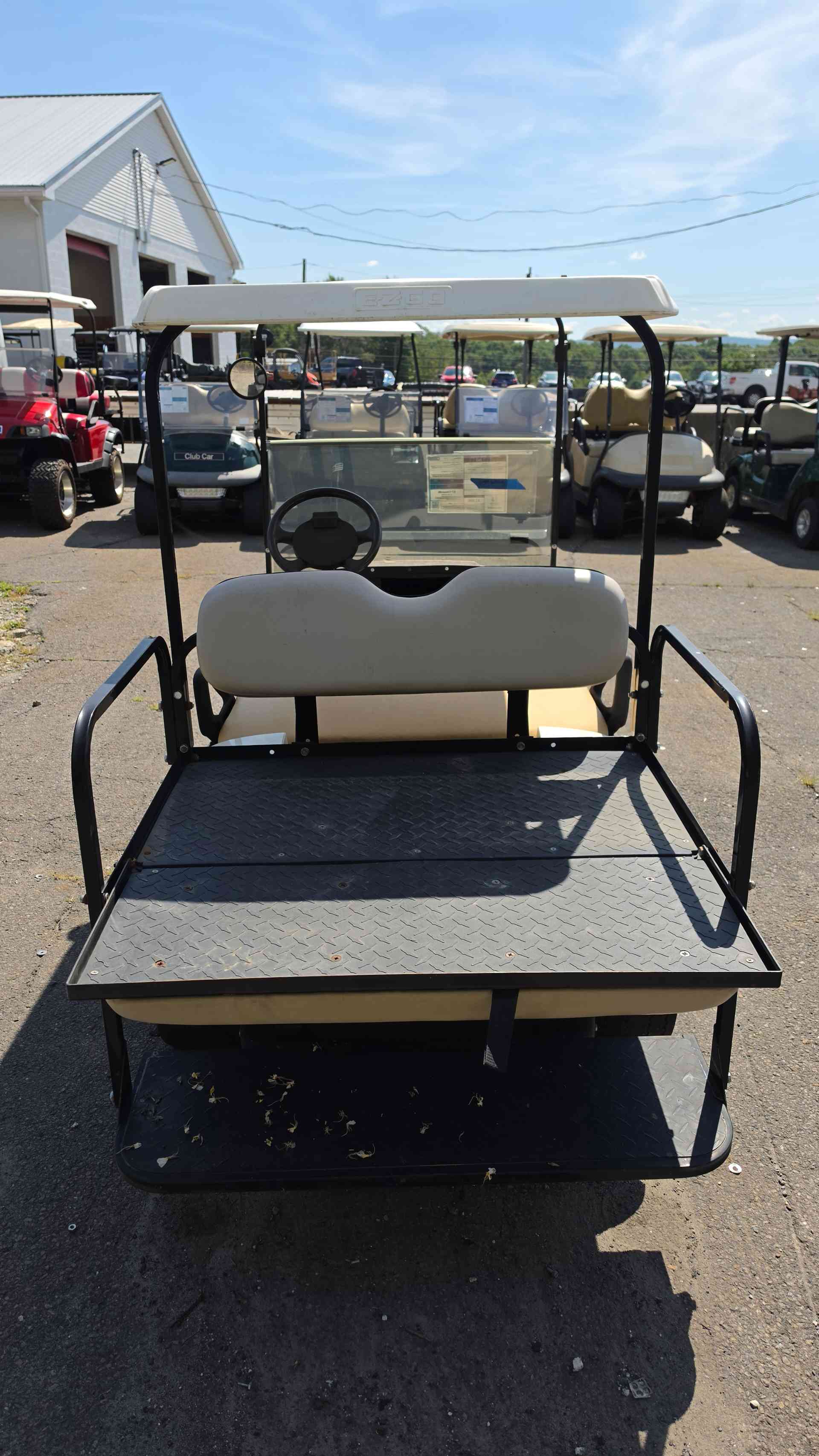 2006 EZGO TXT White image 4