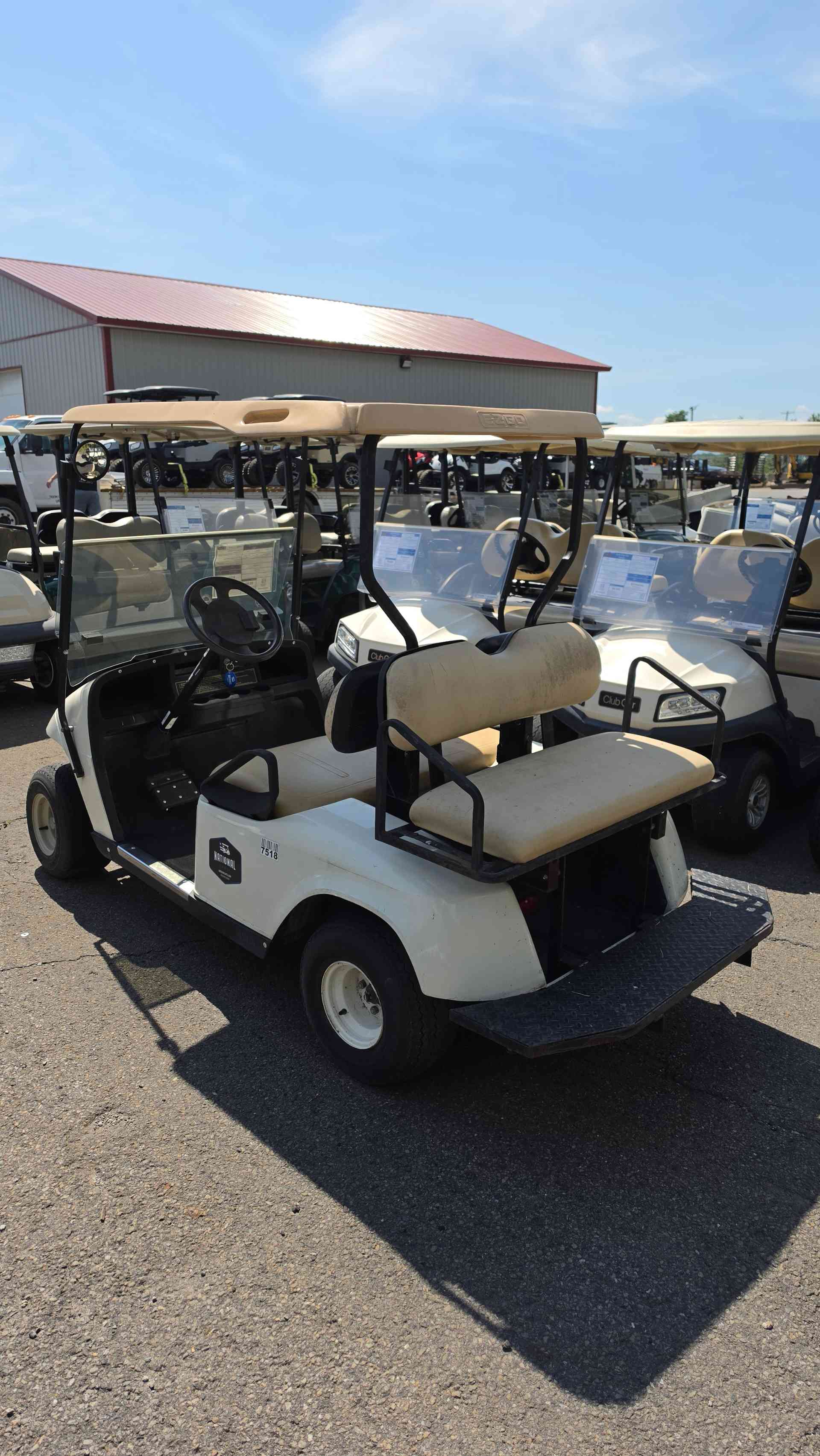 2008 EZGO TXT White image 3