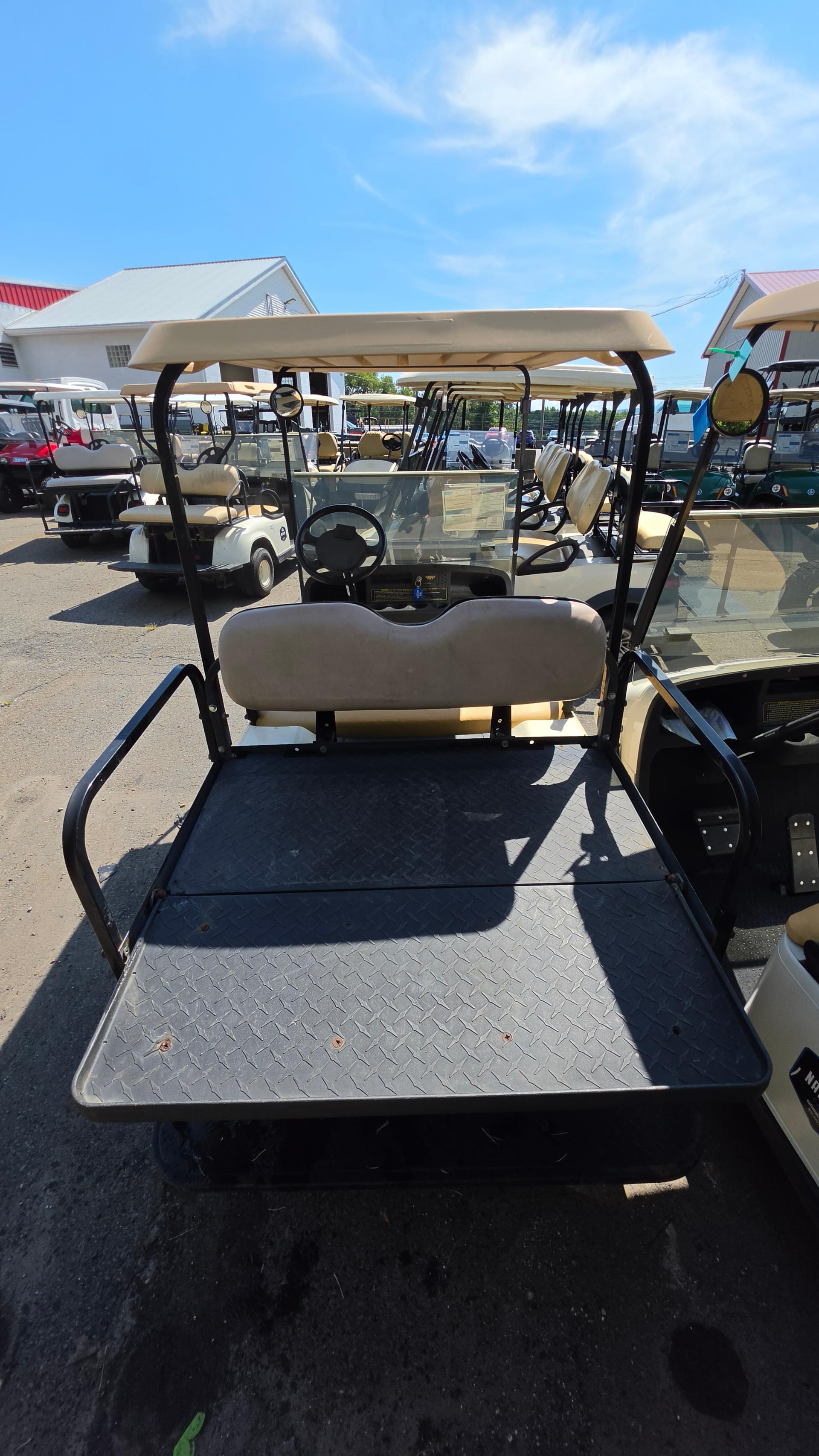 2007 EZGO TXT White image 4