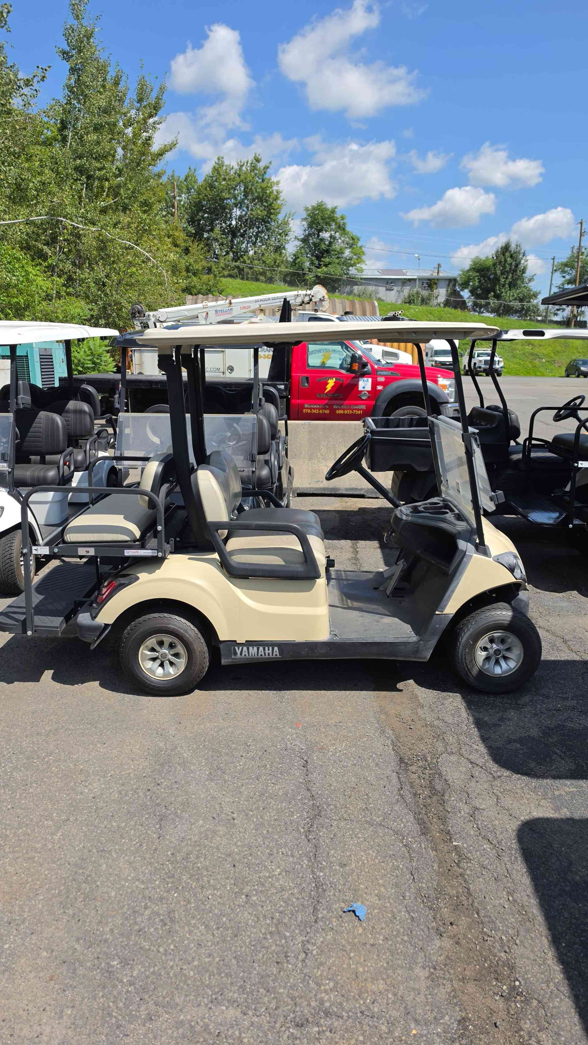 2016 Yamaha Drive 2 Beige image 2
