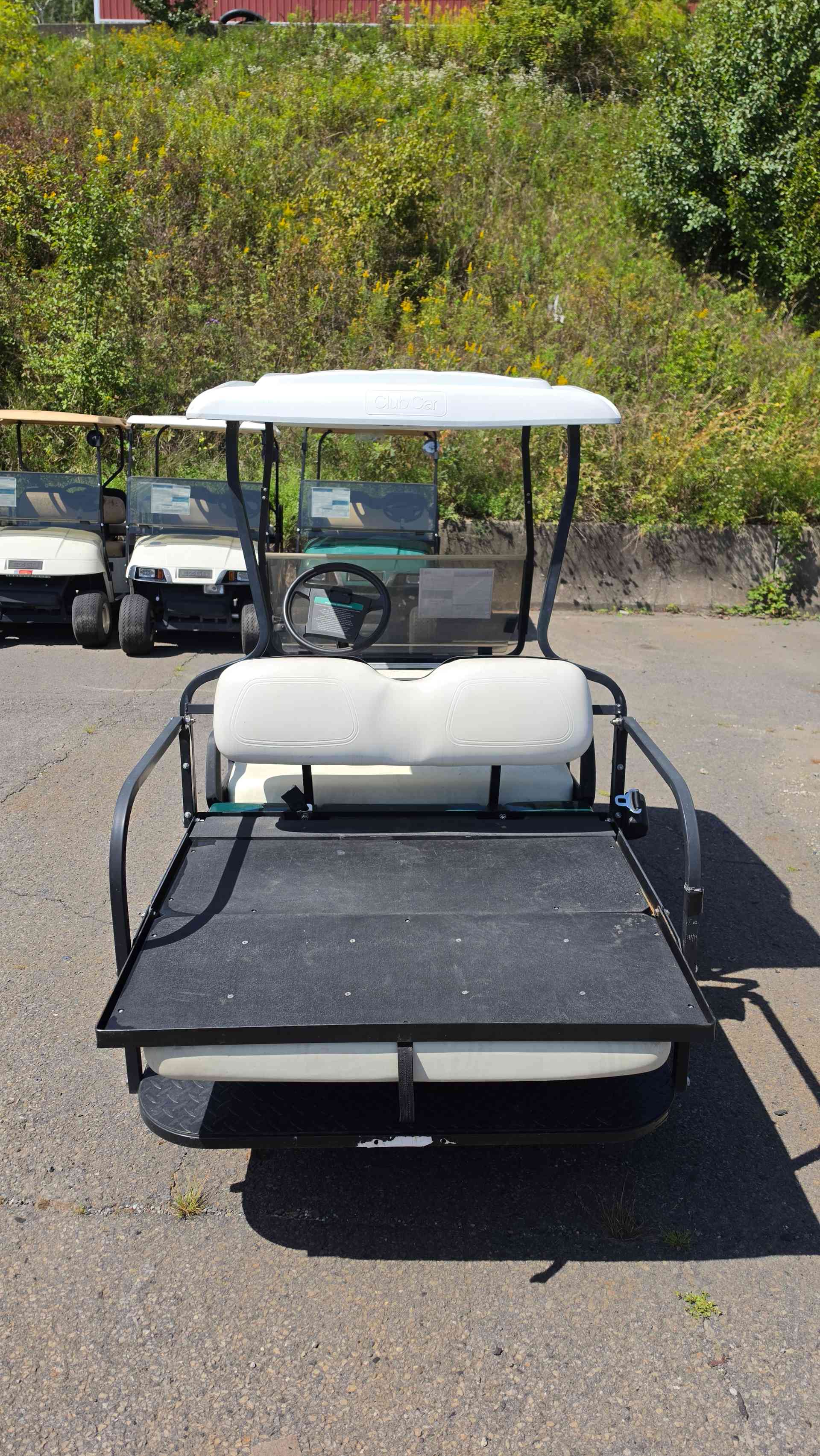 2003 Club Car DS Green image 4