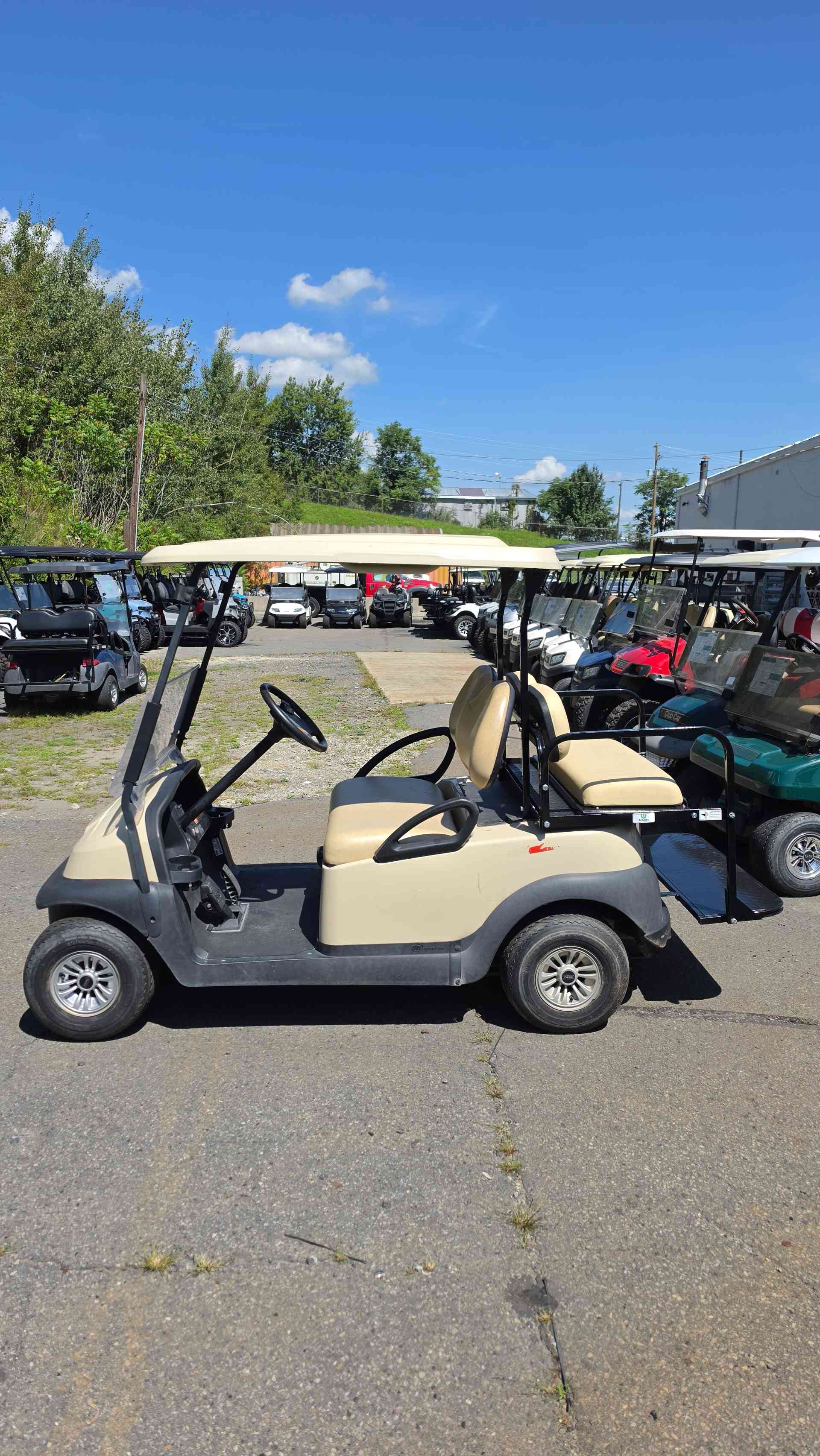 2018 Club Car Precedent Beige image 2