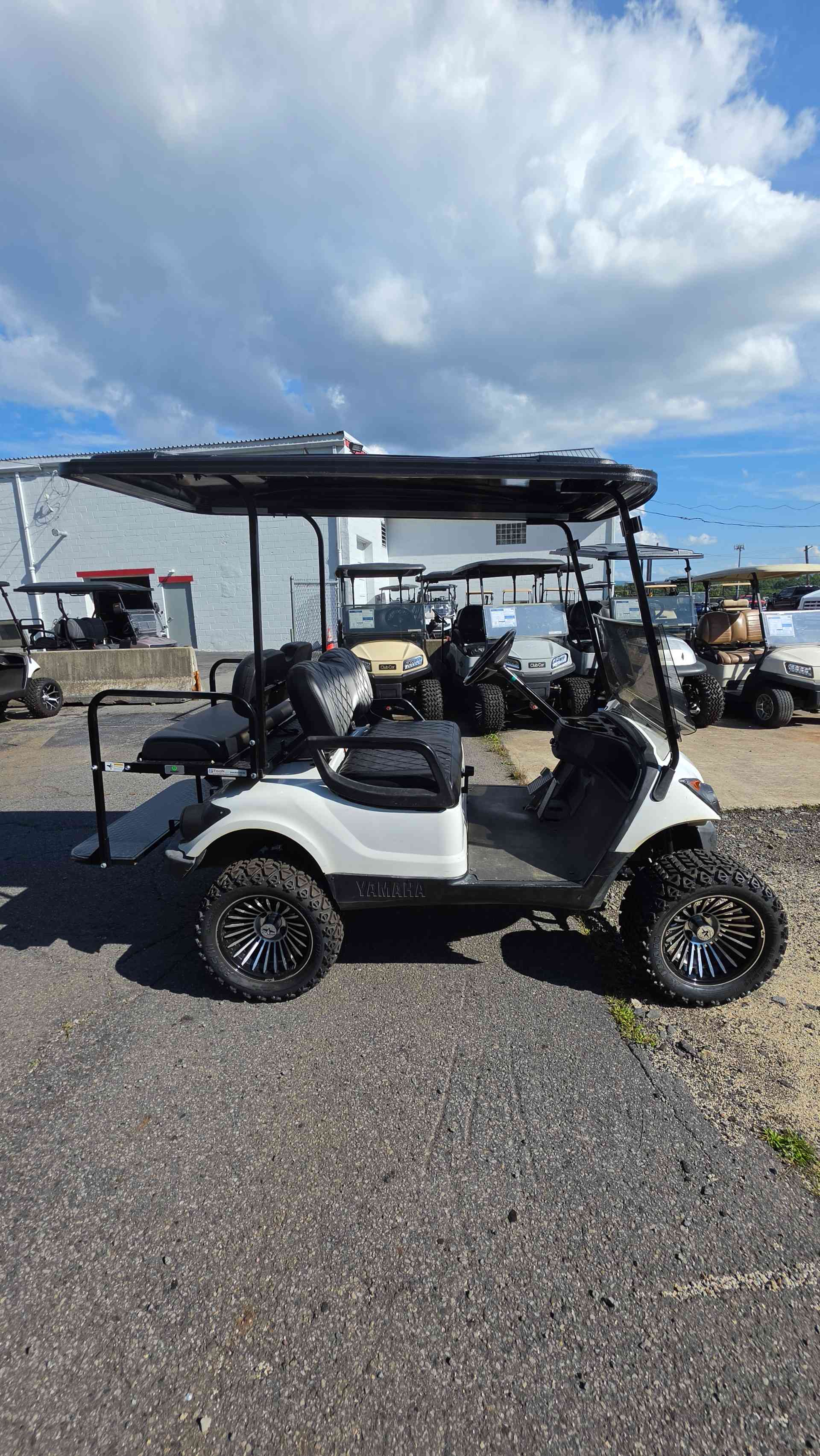 2013 Yamaha G29 White image 2