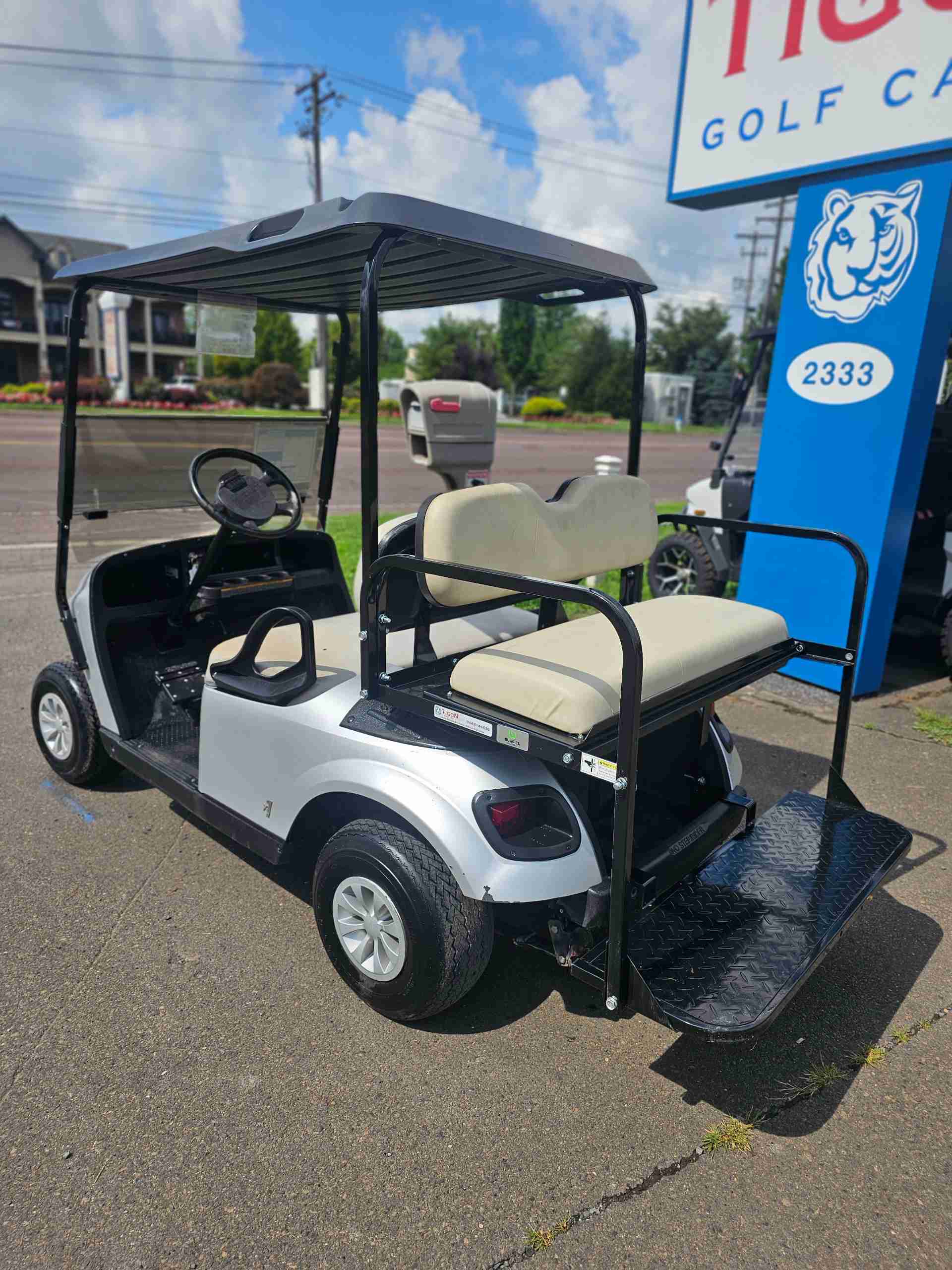 2022 EZGO TXT Silver image 3