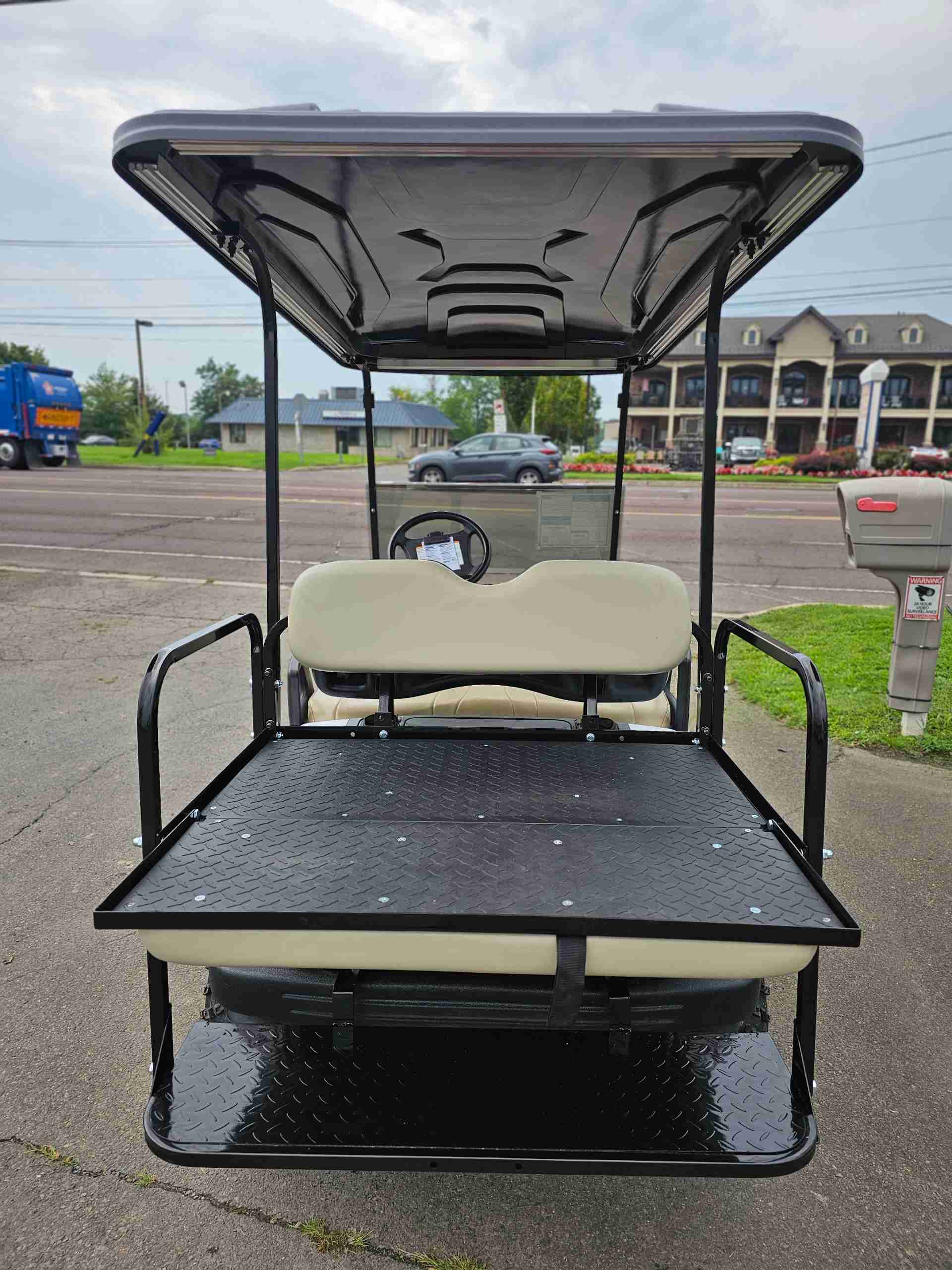 2017 Yamaha Drive 2 White golf cart in White — photo 4 of 4, Hatfield, PA